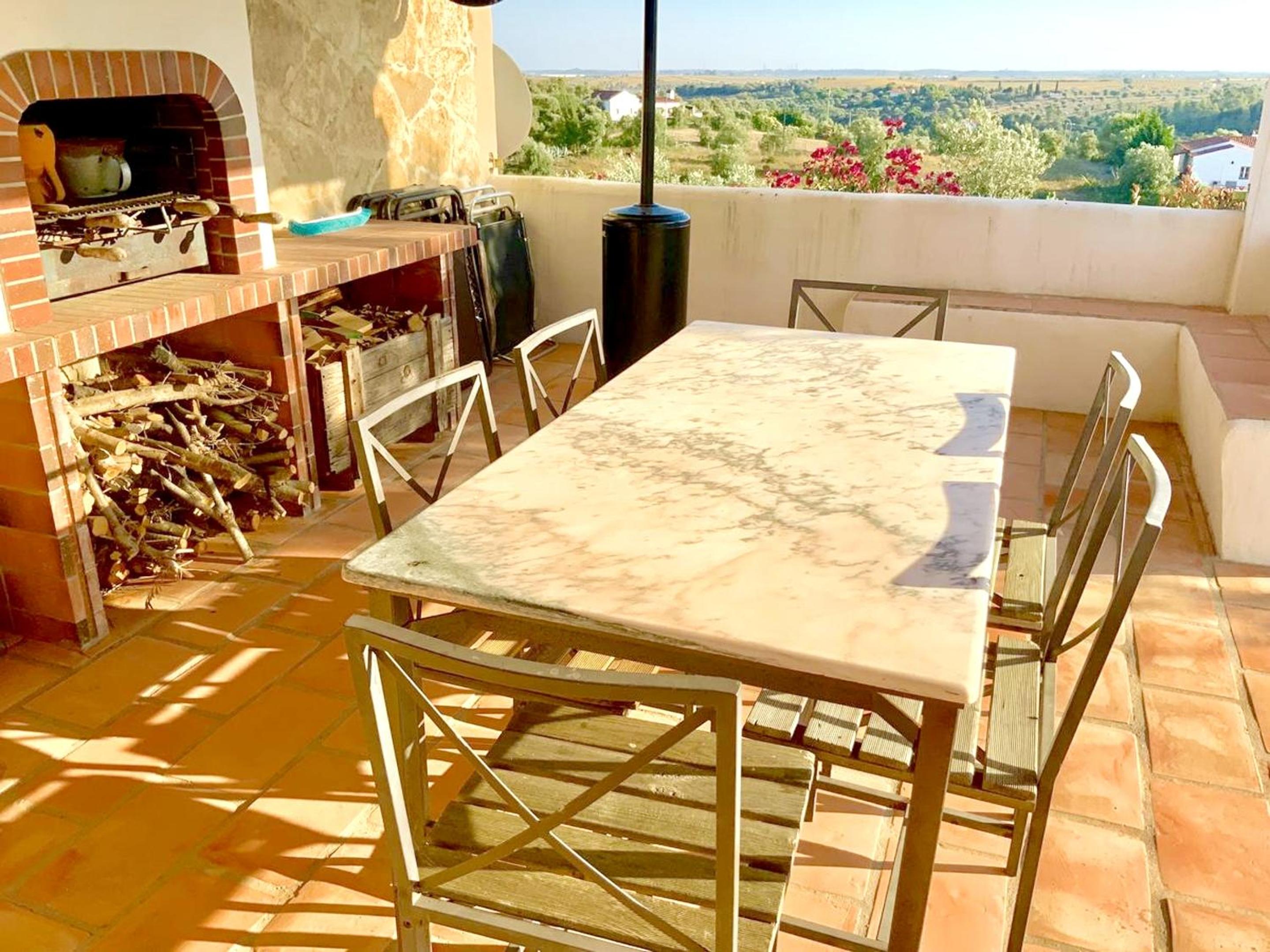 Charming Villa in Casais de São Bras with Mountain View view 3