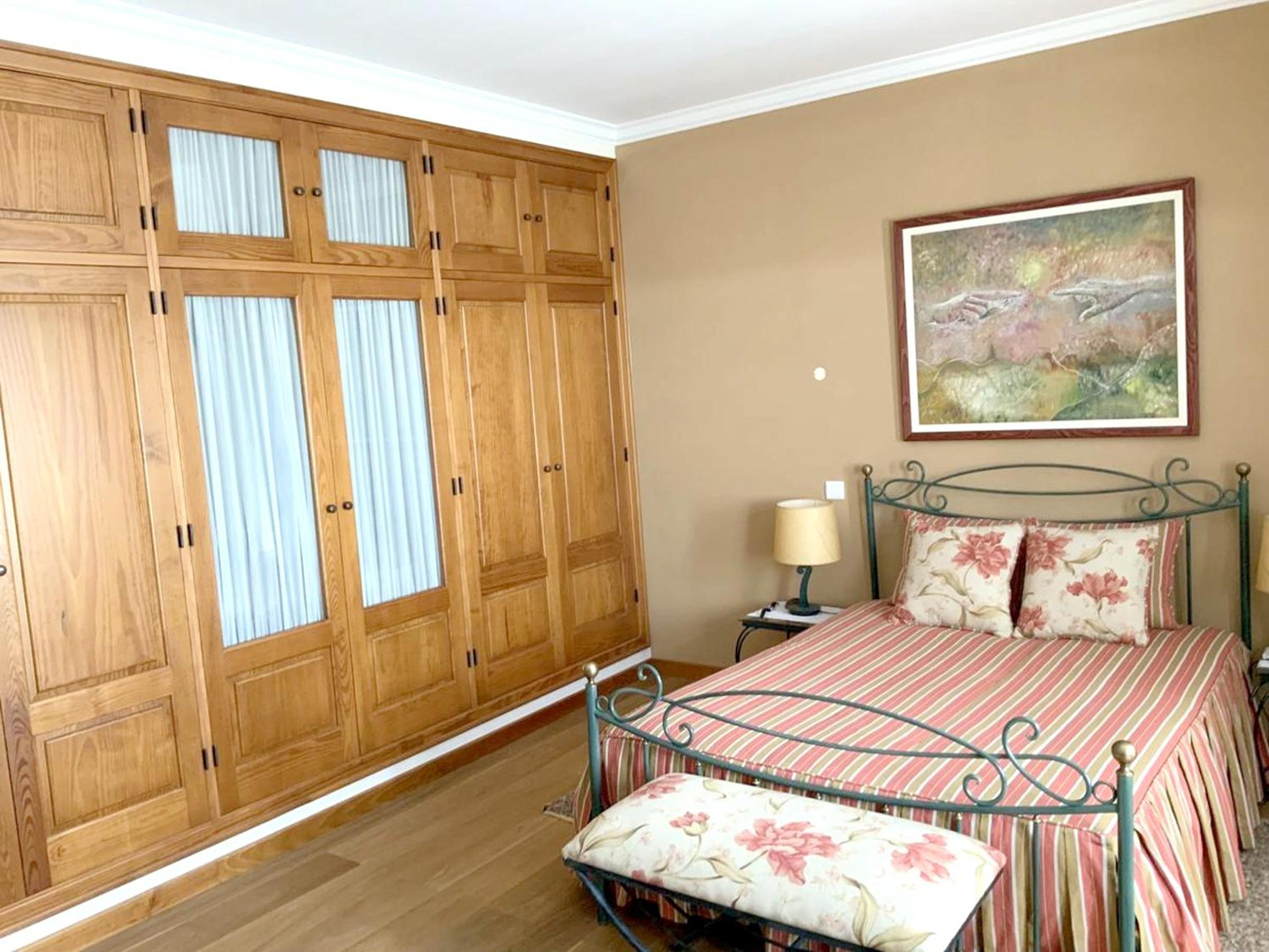 Charming Villa in Casais de São Bras with Mountain View view 4