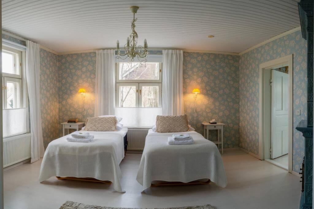 Villa Moisio - puutaloidylliä Salon keskustassa