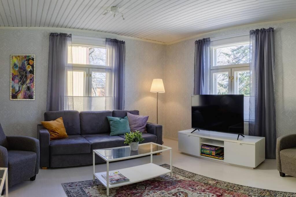 Villa Moisio - puutaloidylliä Salon keskustassa