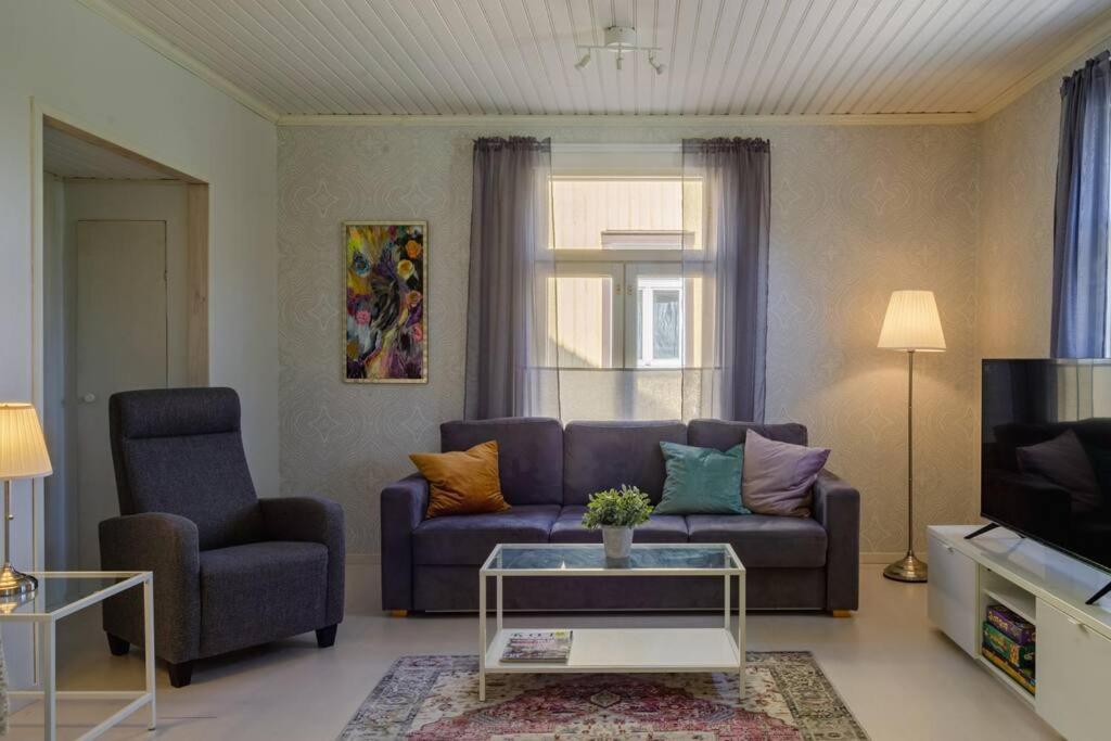 Villa Moisio - puutaloidylliä Salon keskustassa