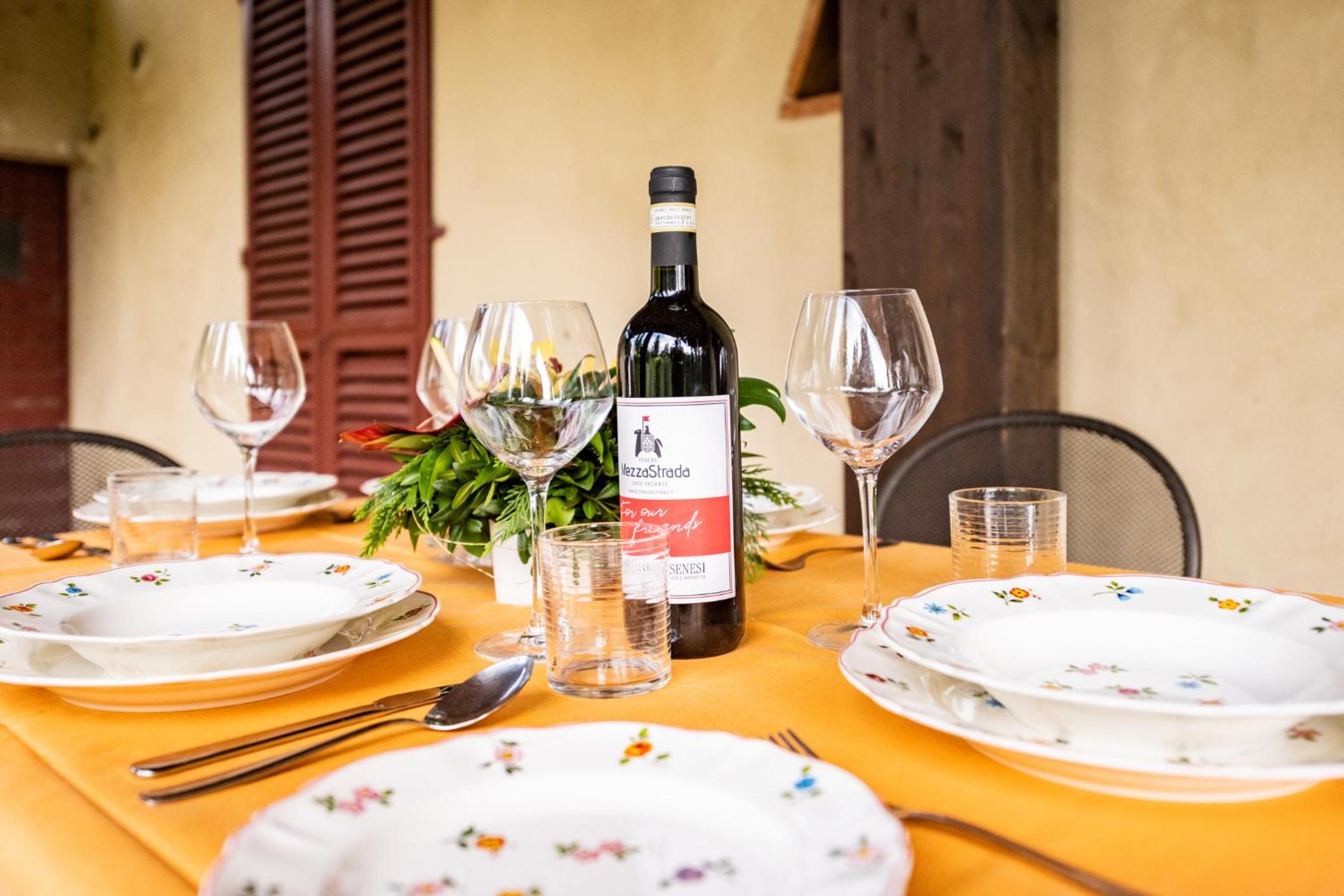 Podere Mezzastrada - Place of Charme