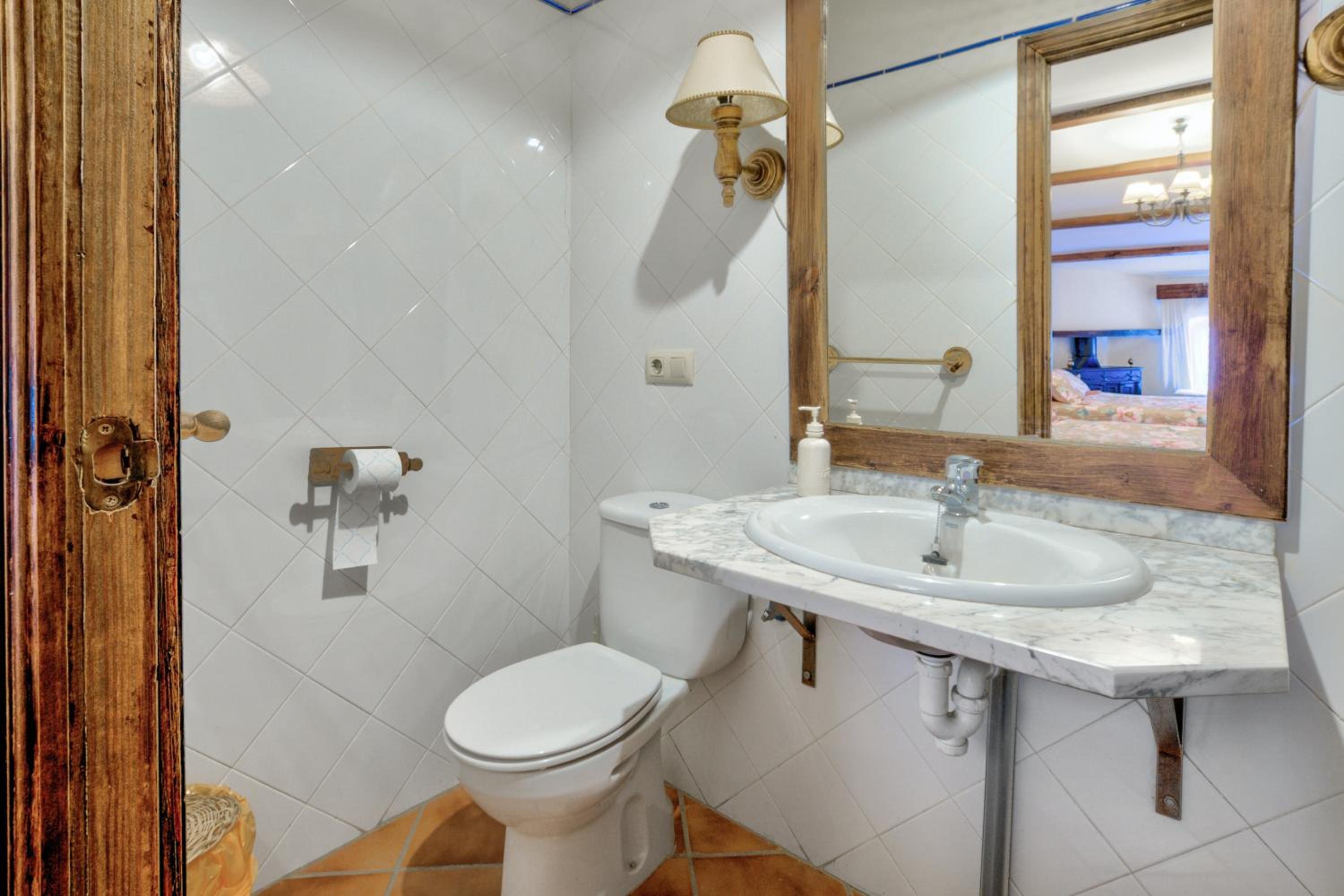 Charming House with Mountain Views in Puebla de Don Rodrigo