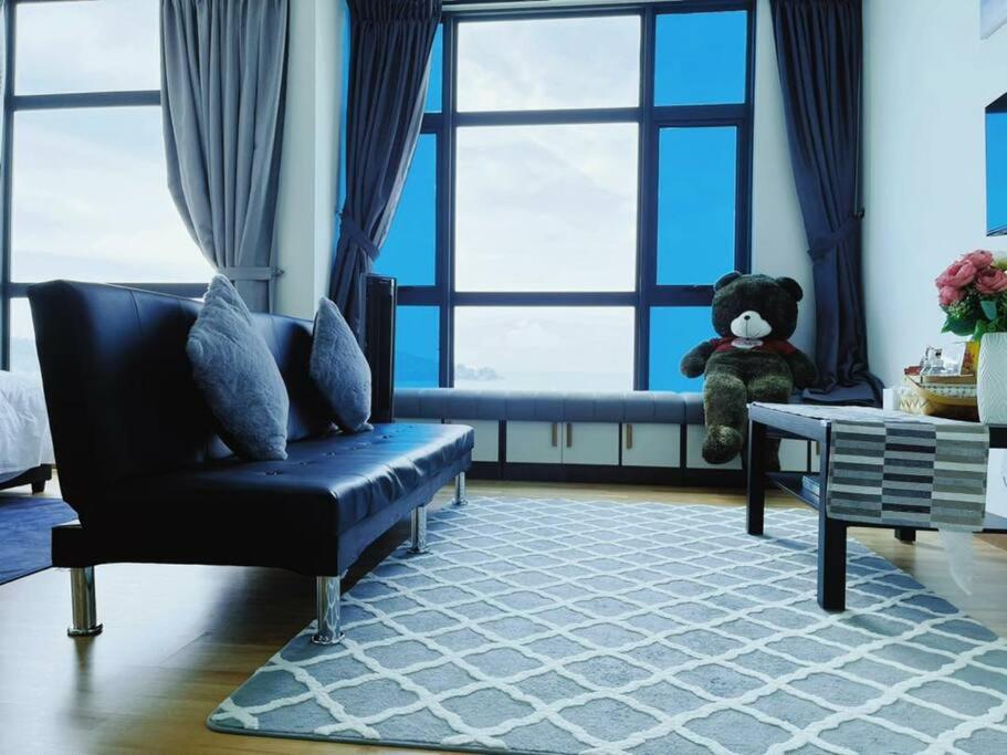KWRC Imperium Residence Seaview Beachfront view 5
