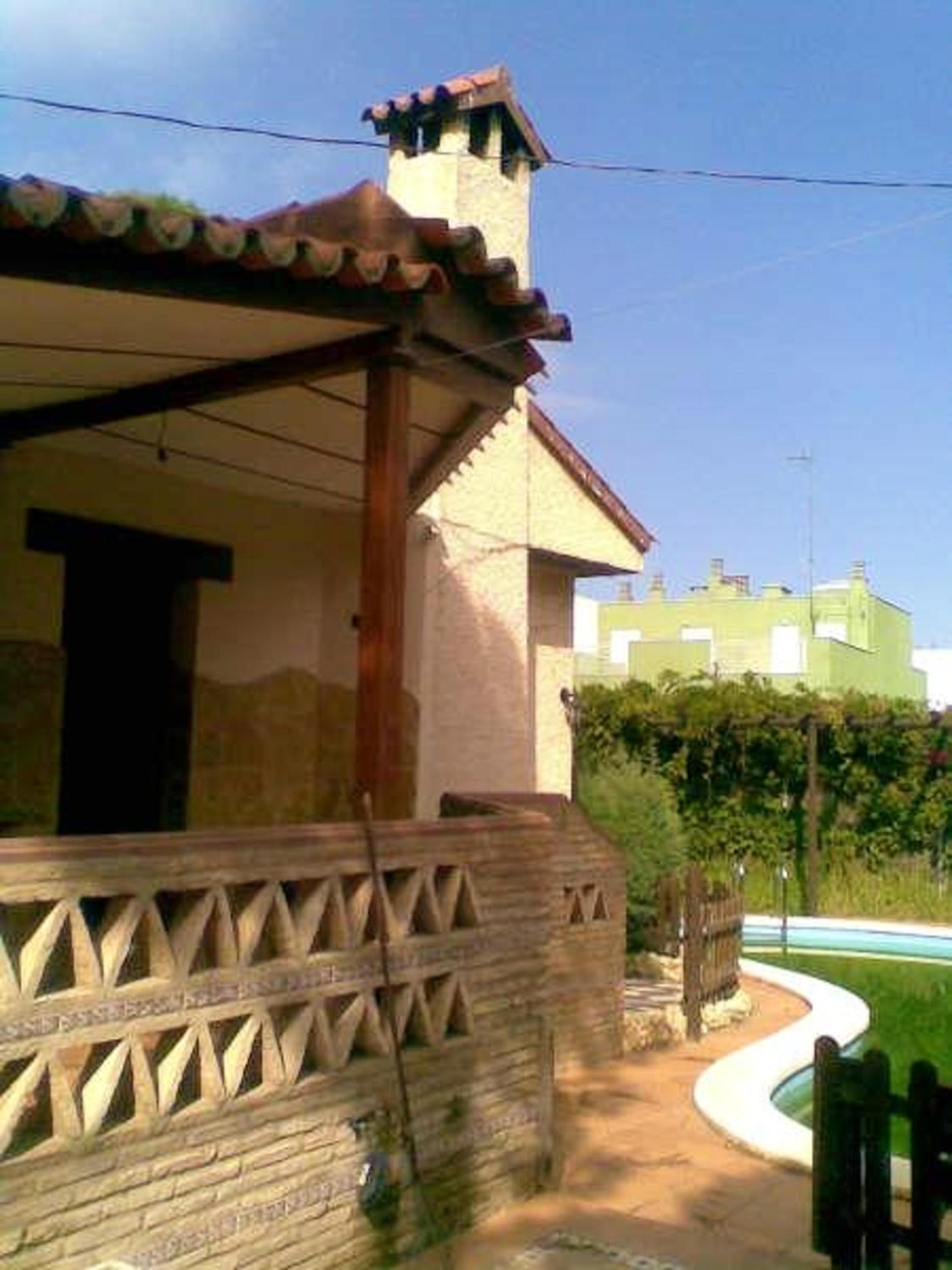 Charming Villa in Punta Umbría with Private Pool view 4
