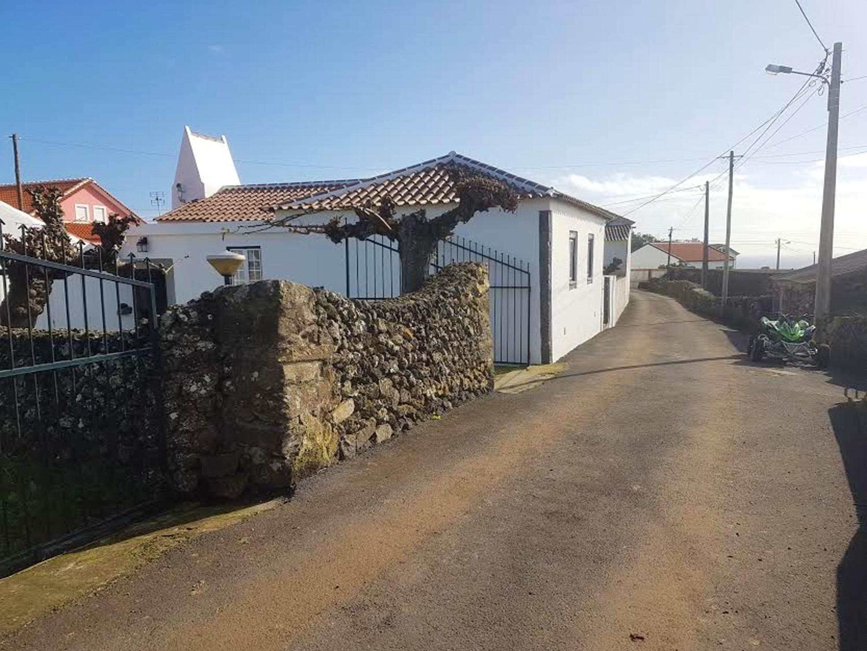 Charming house in Sao Mateus view 2