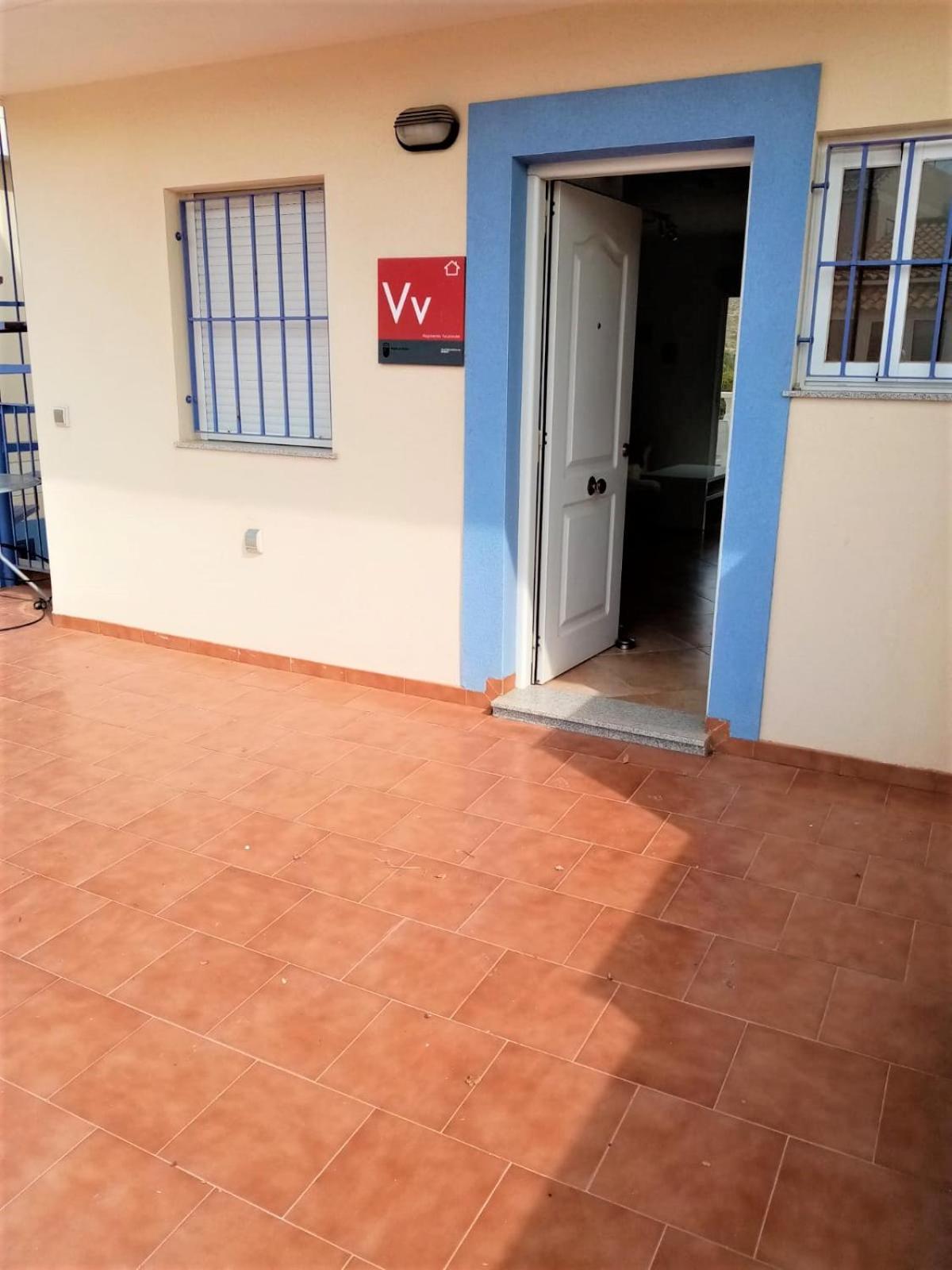 AL01 - 3 Bed Modern Duplex El Alamillo, Walking Distance to Beach view 4