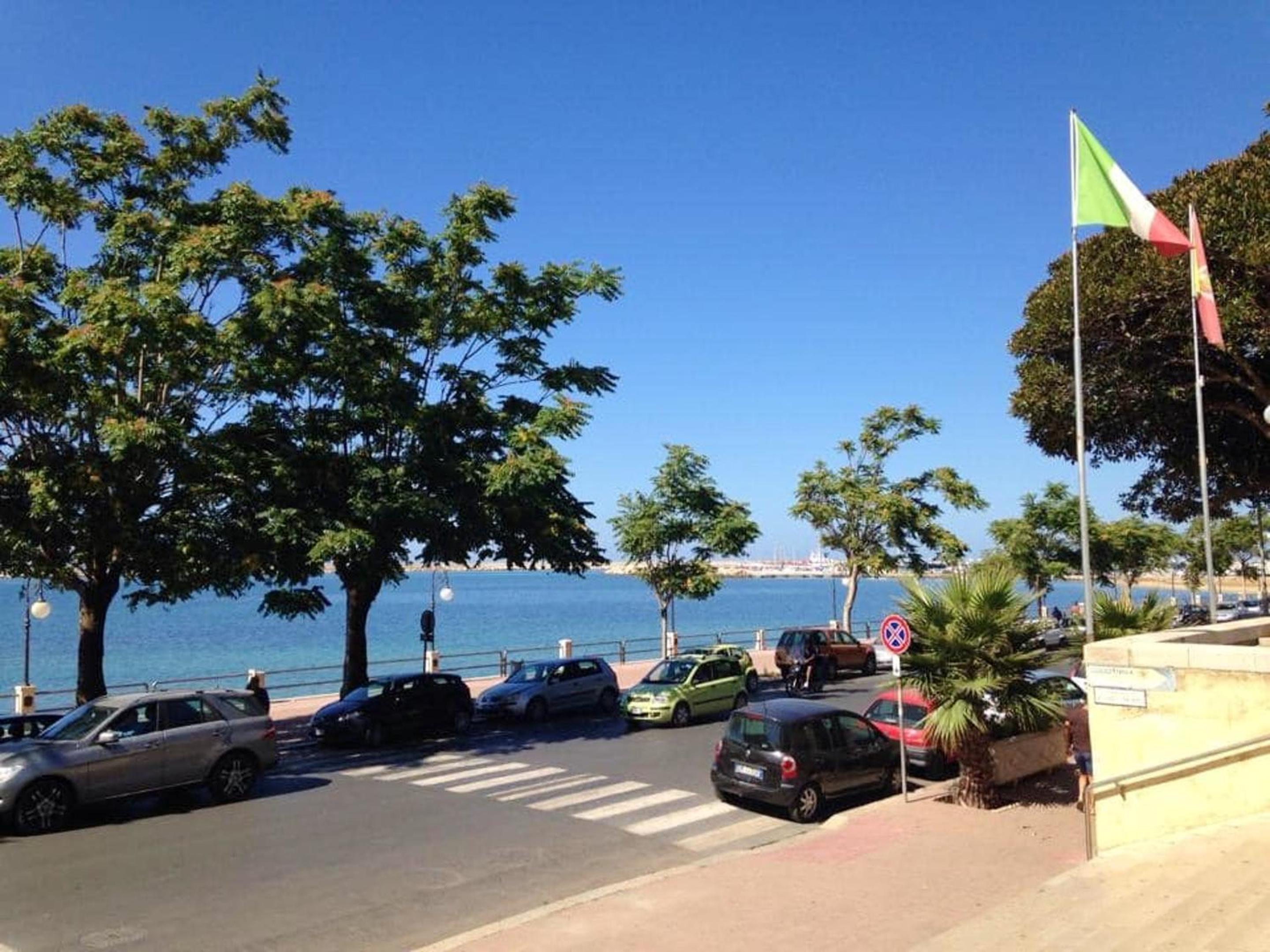 Elegant Apartment in Mazara del Vallo Charming Terrace view 3