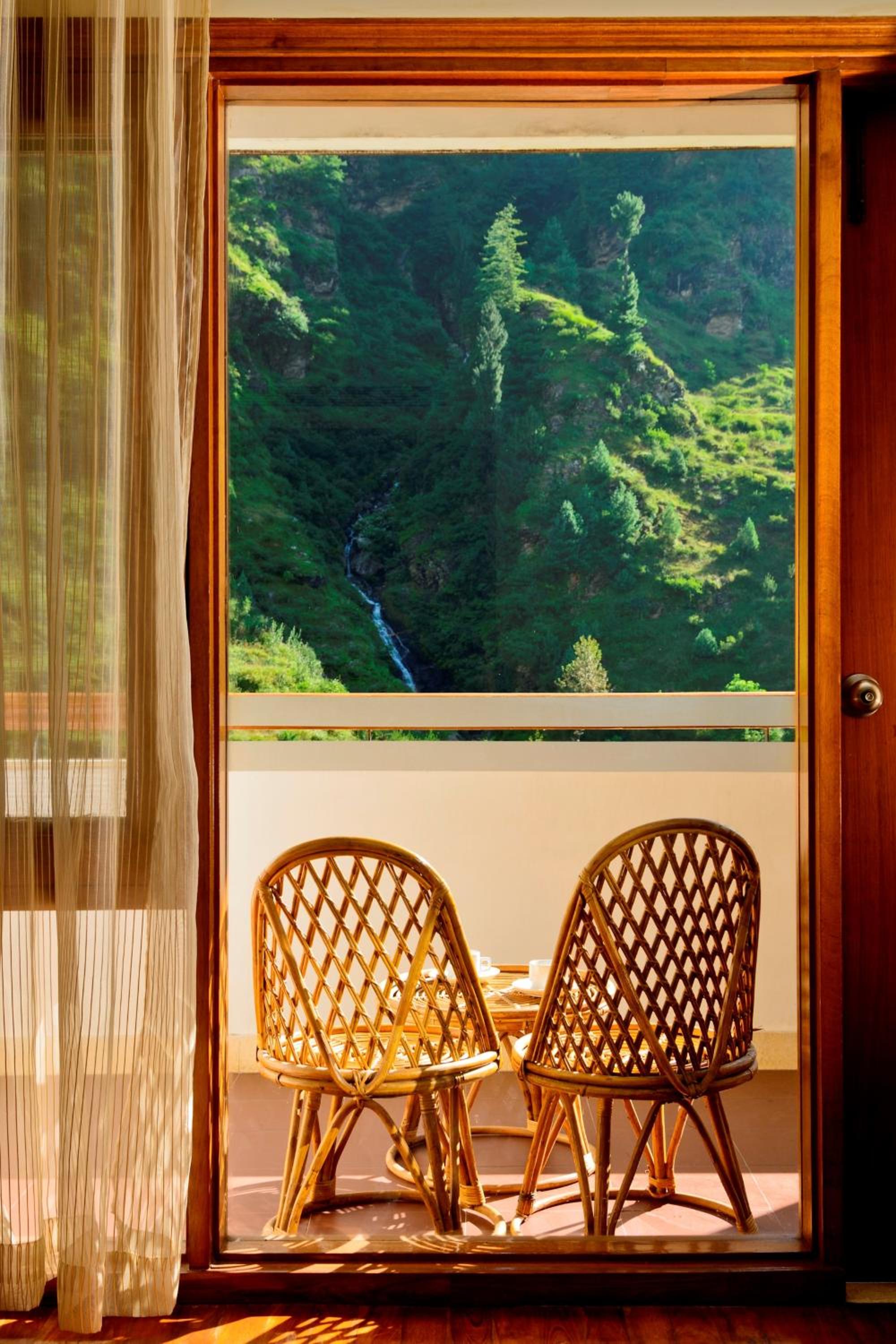 Solang Valley Resort