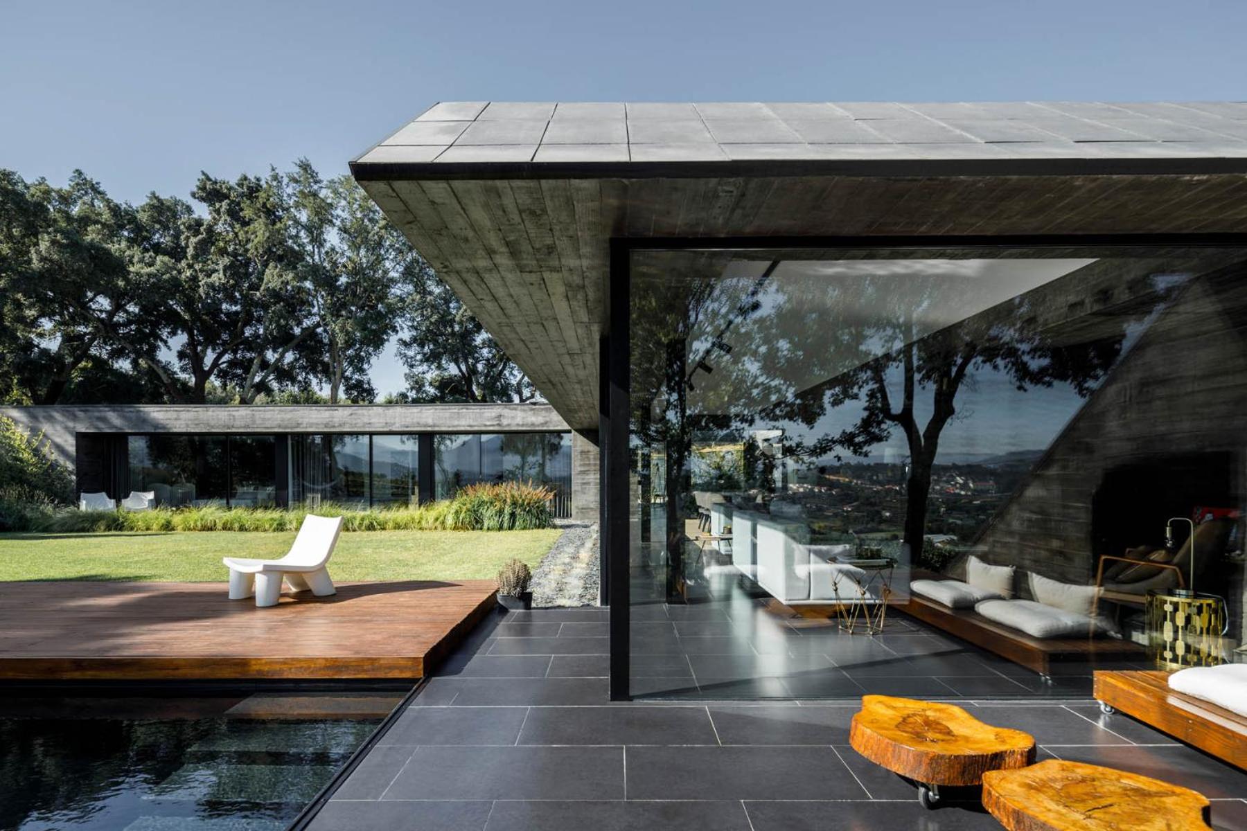 Casa dos Sobreiros by LovelyStay view 2