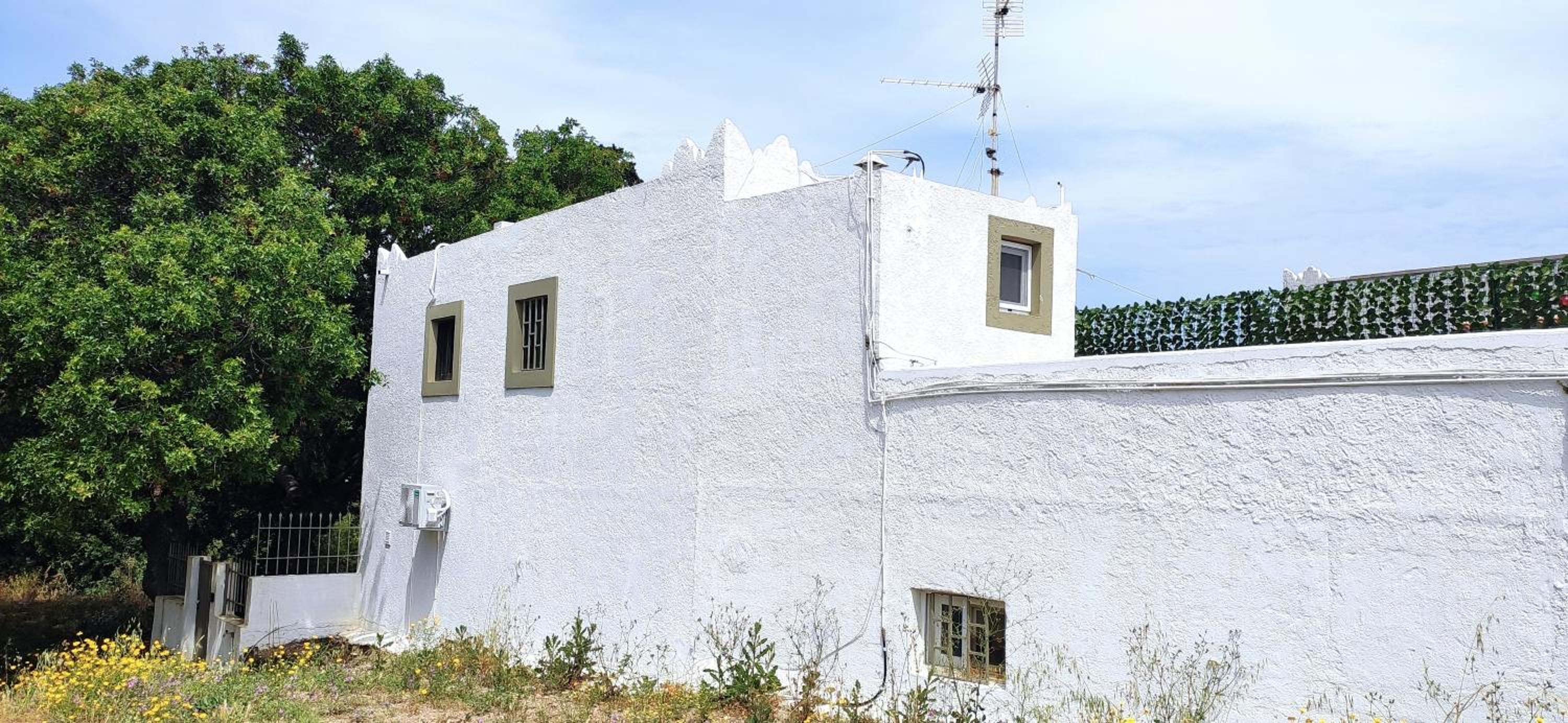 traditional suburbs maisonette photo 4