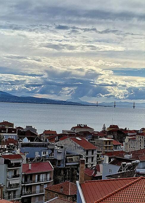 360ᵒ Lepanto Apartment view 3