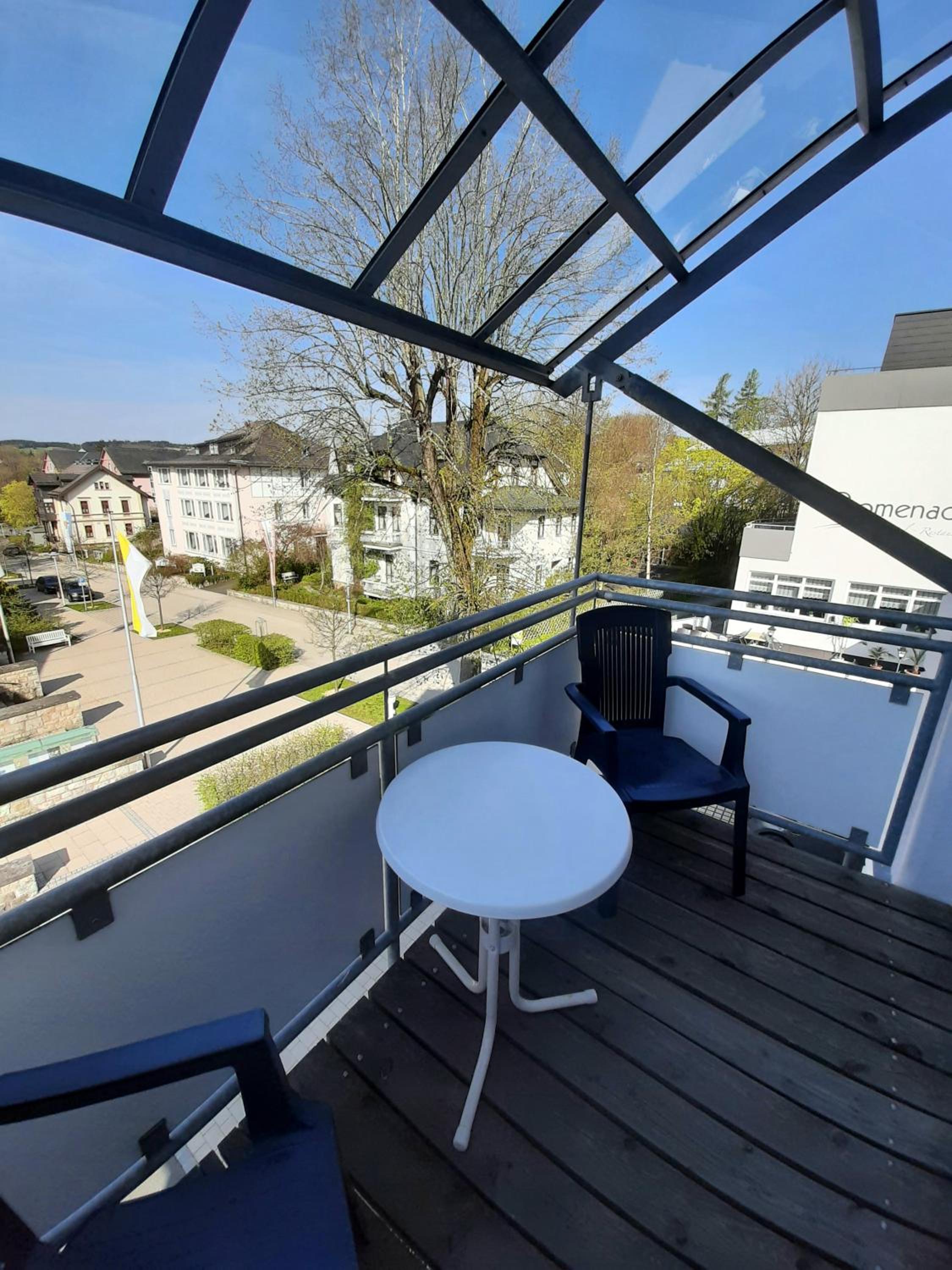 Vier Jahreszeiten Suite