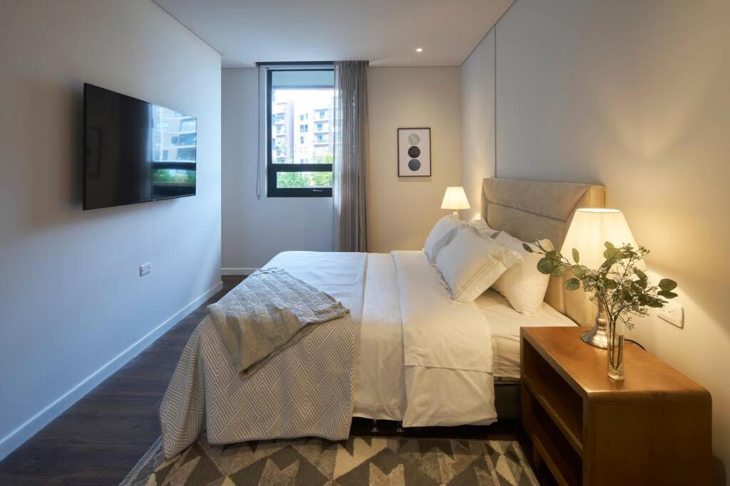 Caluce Apt 2C by letoH