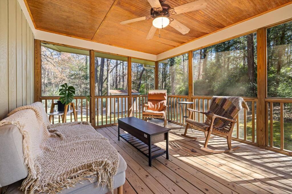 Raleigh Vacations - Modern Rancher in the Woods - Property Image 59