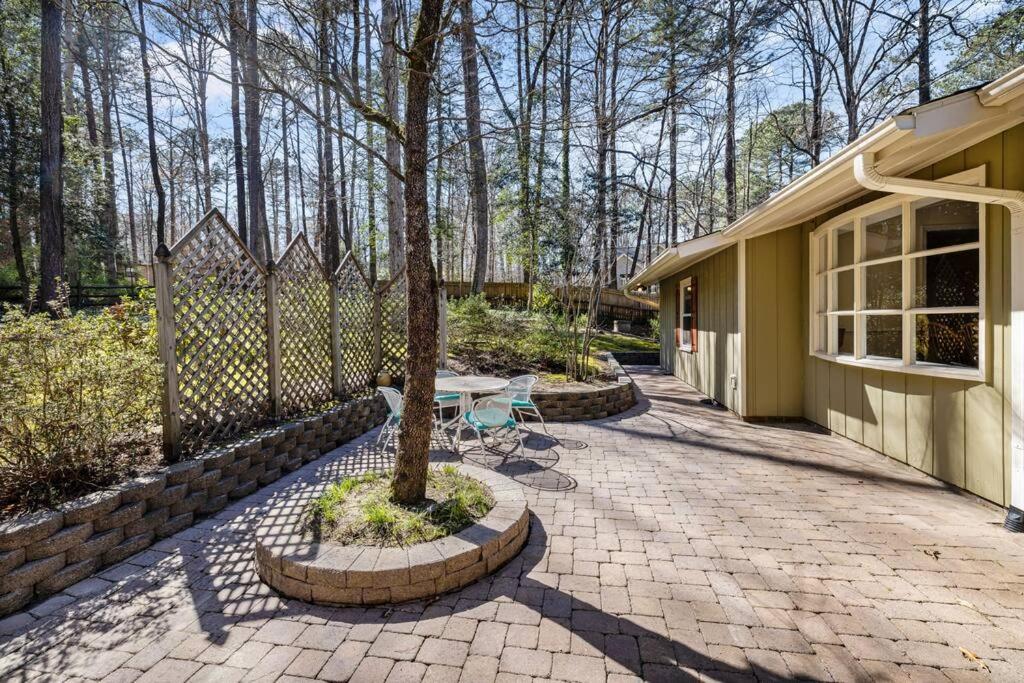 Raleigh Vacations - Modern Rancher in the Woods - Property Image 58
