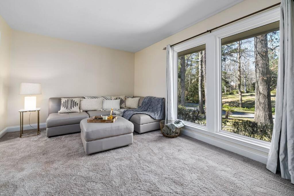 Raleigh Vacations - Modern Rancher in the Woods - Property Image 79
