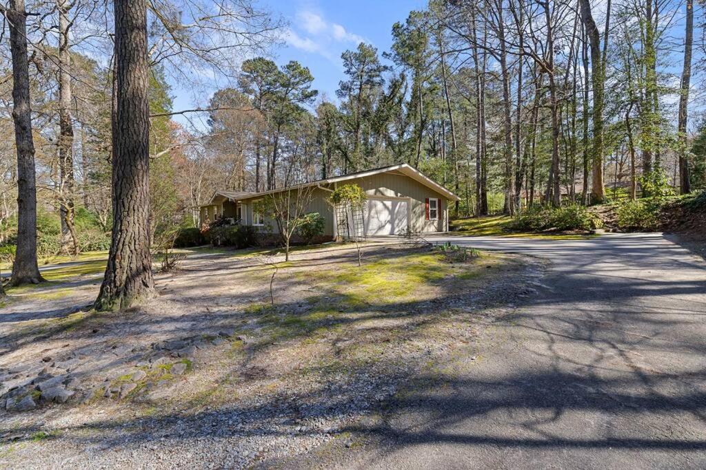 Raleigh Vacations - Modern Rancher in the Woods - Property Image 77
