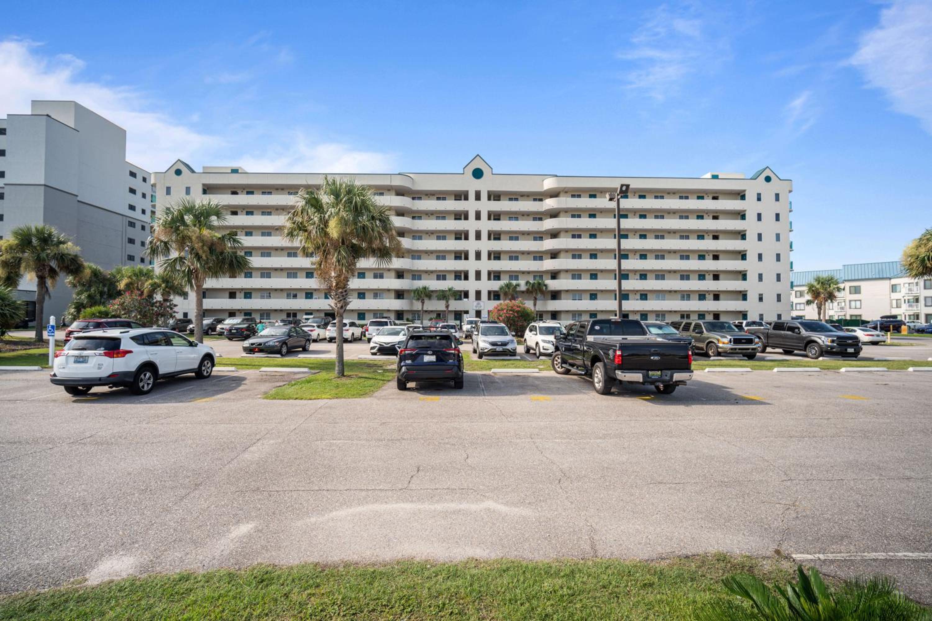 Plantation Palms 6110 by ALBVR - Upgraded Ground Floor Beachfront Condo - Lots of Amenities