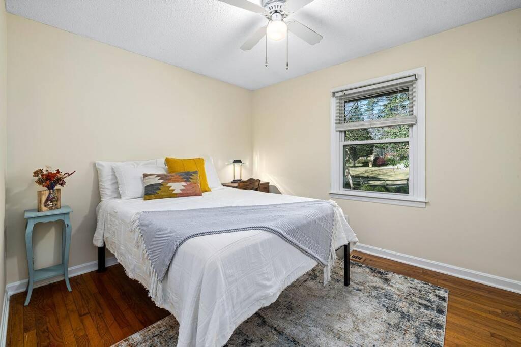 Raleigh Vacations - Modern Rancher in the Woods - Property Image 65