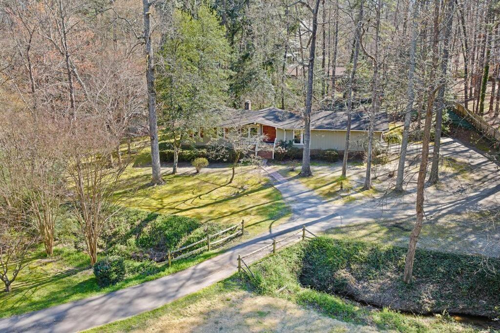 Raleigh Vacations - Modern Rancher in the Woods - Property Image 21