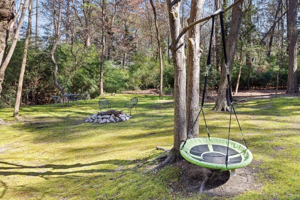 Raleigh Vacations - Modern Rancher in the Woods - Property Image 1