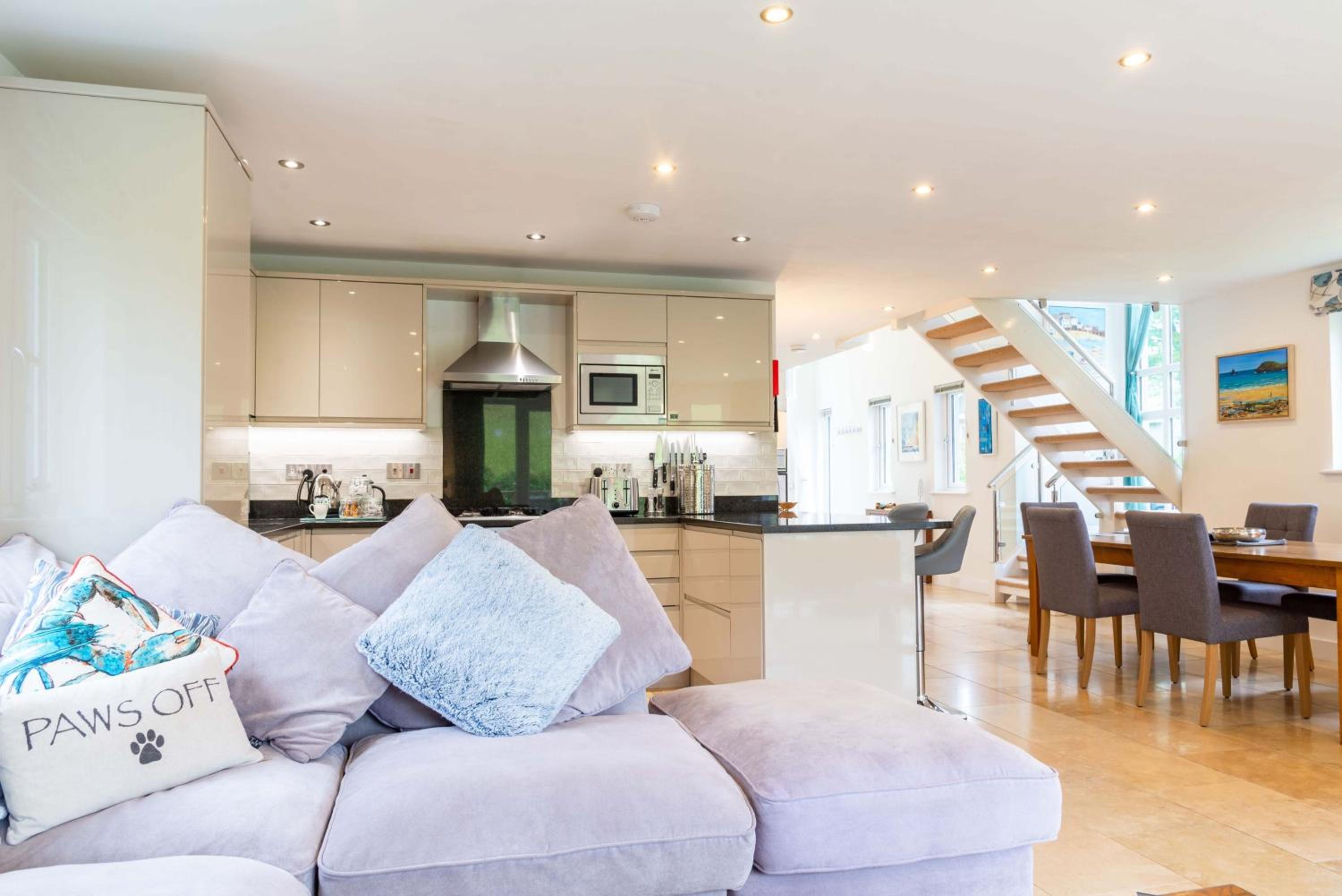 Trewhiddle Retreat V21 by Together Travel - Luxury 3-Bedroom Villa view 5