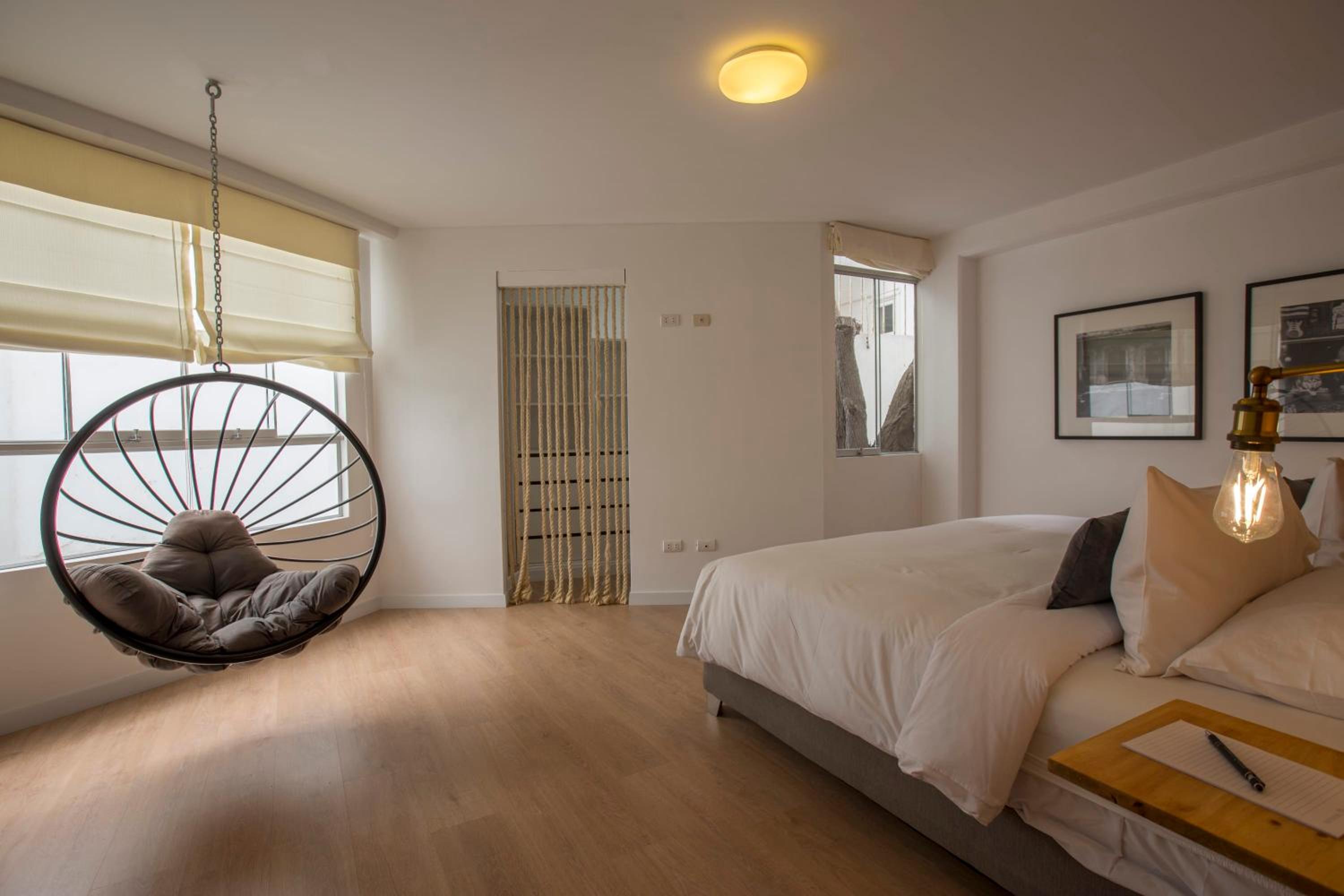 Barranco Suites 3BR Near Malecon By Wynwood House