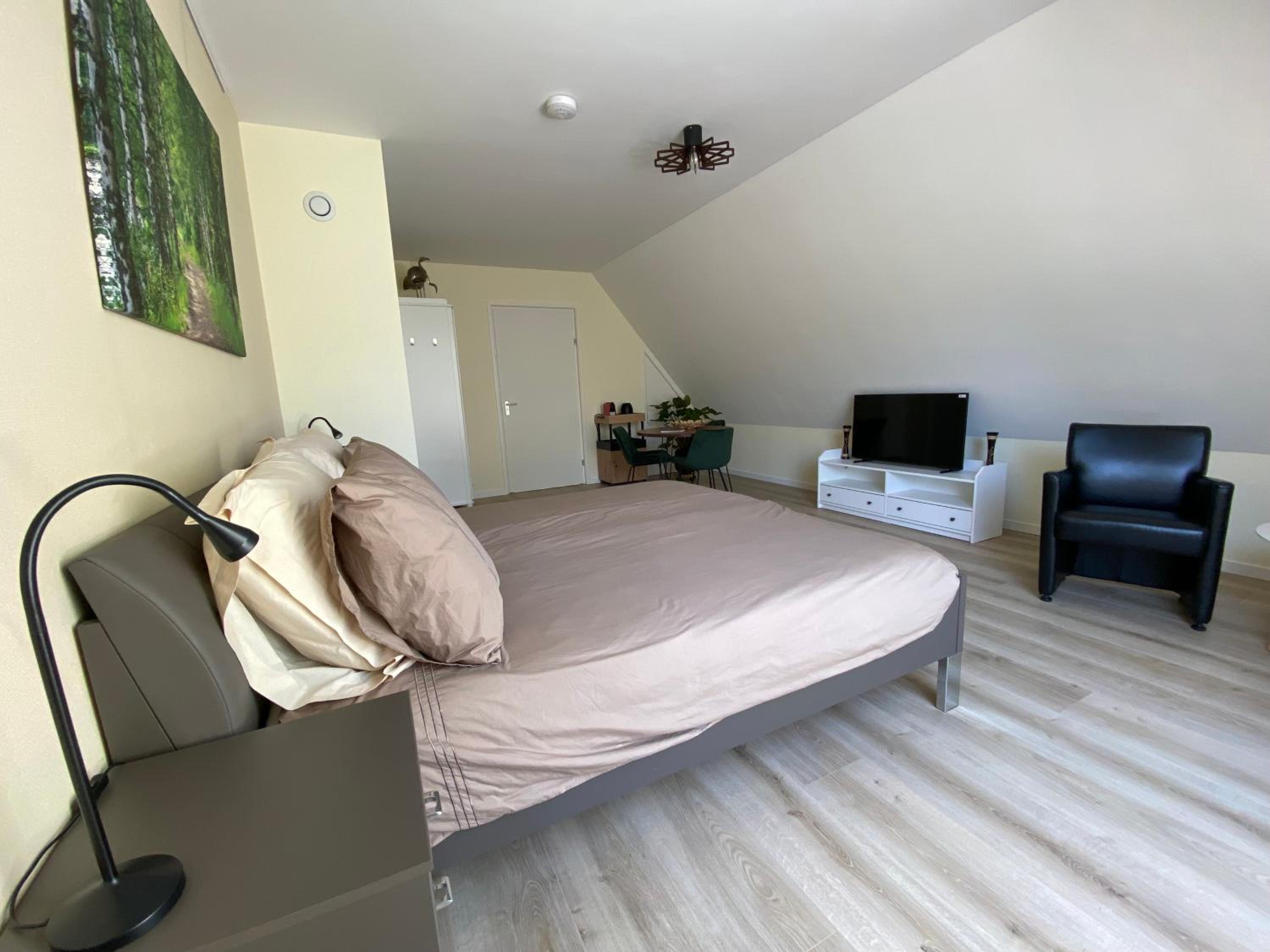 B&B Bosstee view 2