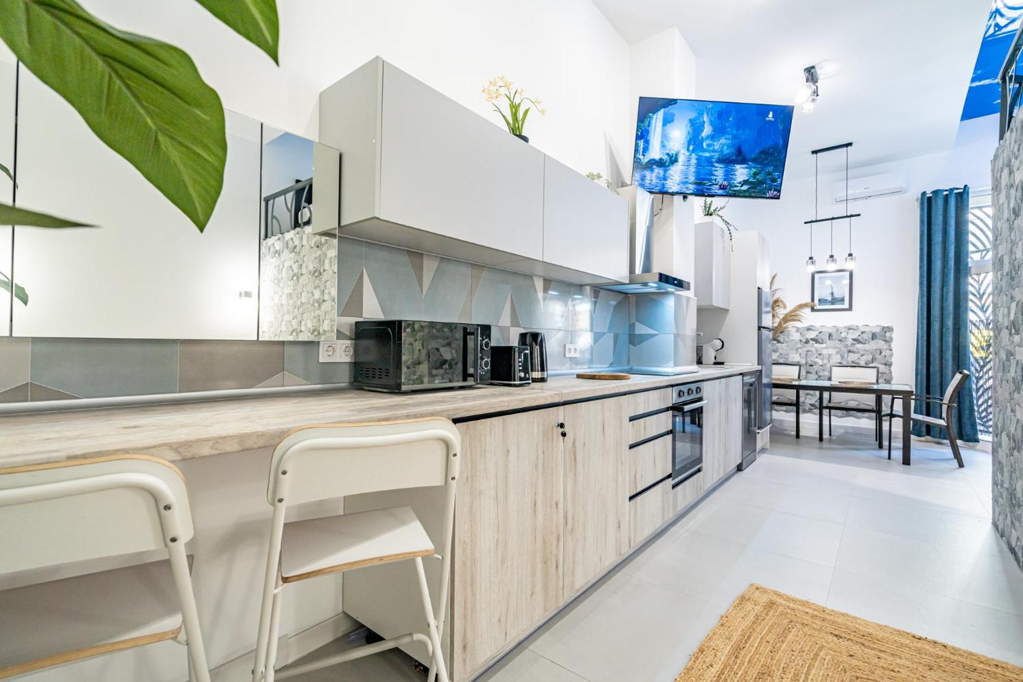 Exquisite studio apartment with an original design