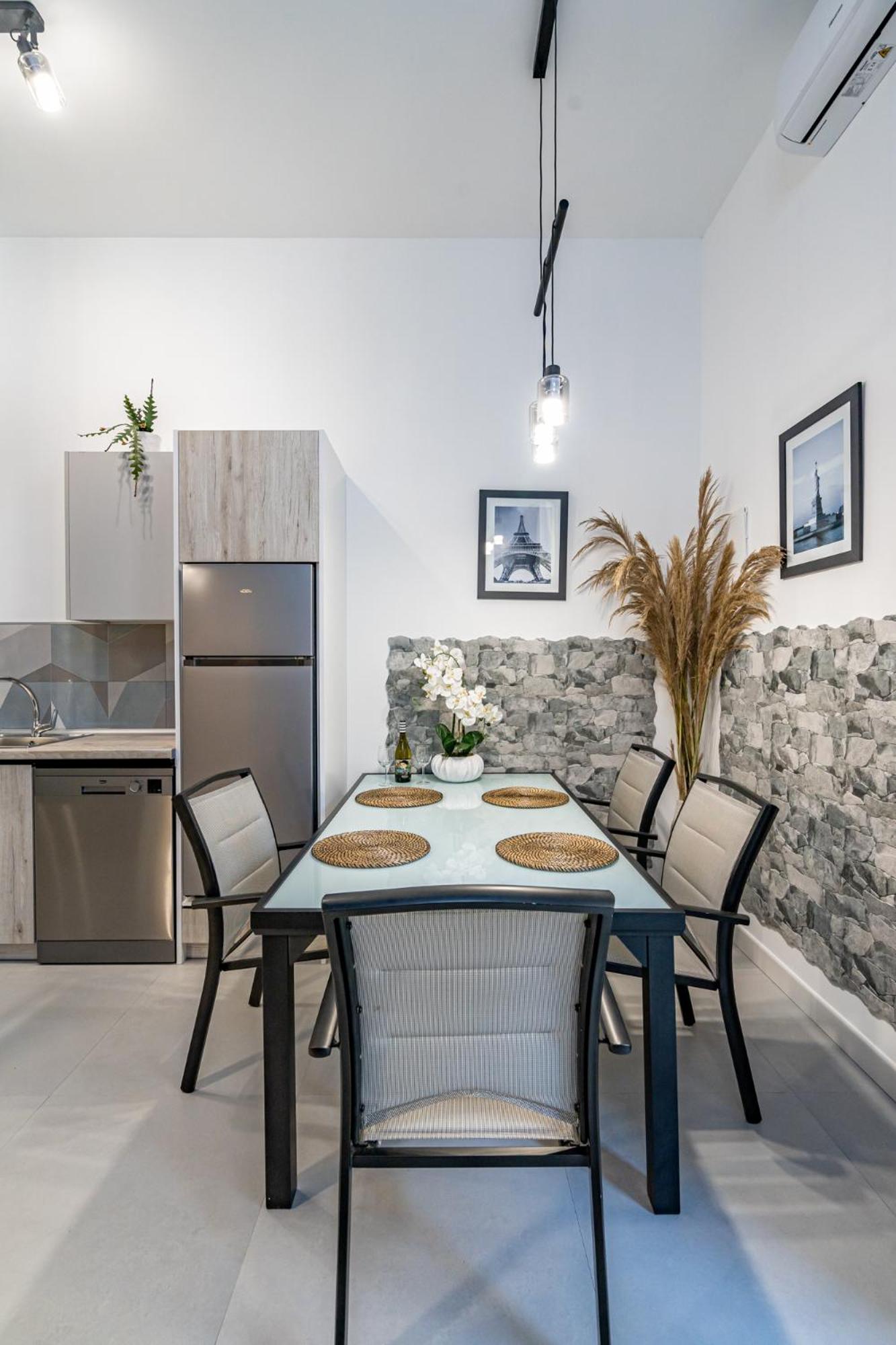 Exquisite studio apartment with an original design
