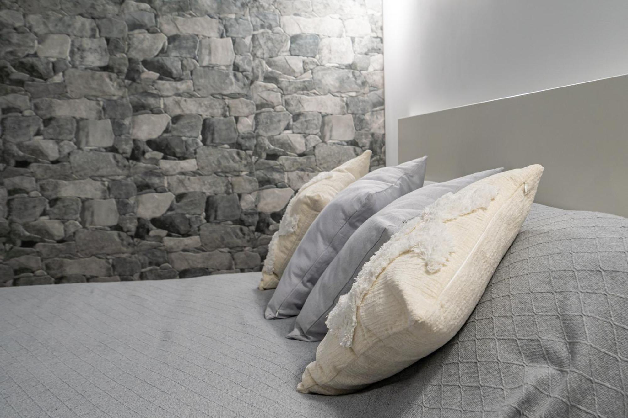 Exquisite studio apartment with an original design