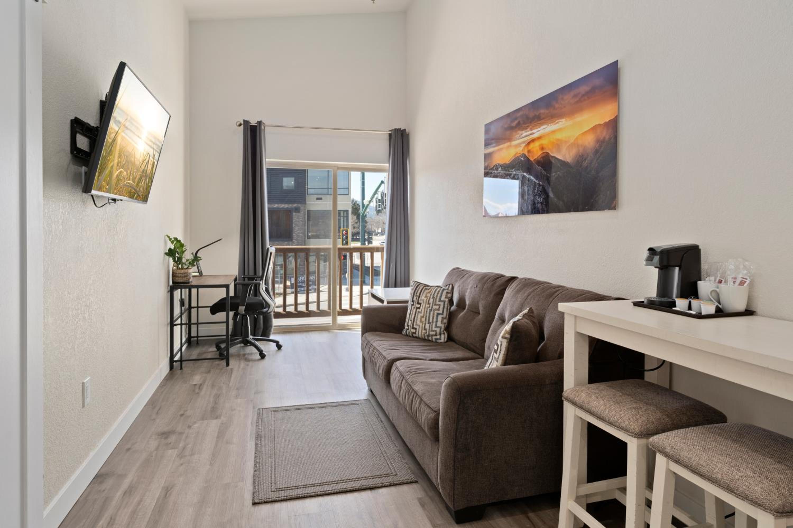 Sandpoint Vacations - Cedar Street Hotel  Suites - Property Image 23