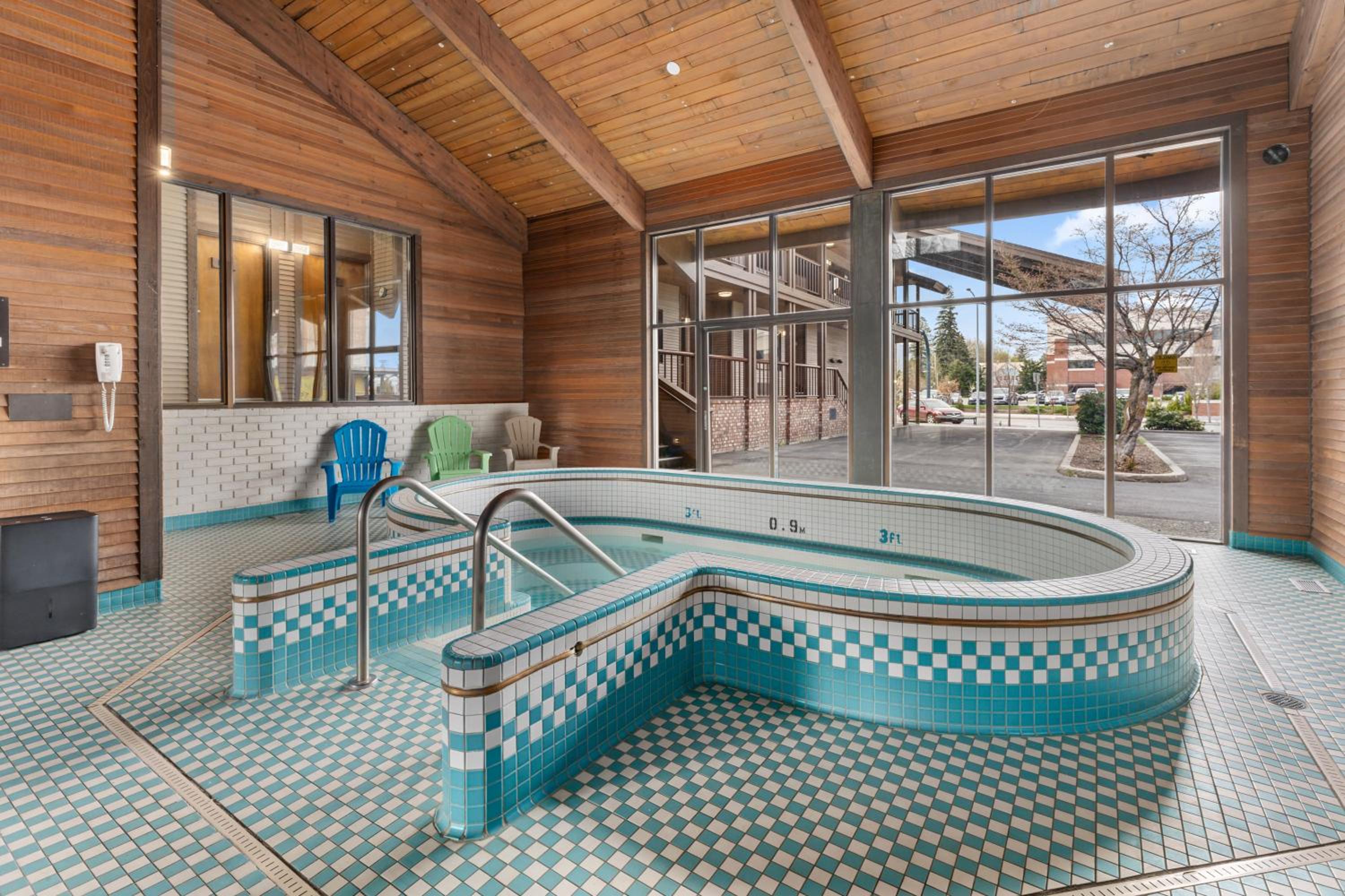 Sandpoint Vacations - Cedar Street Hotel  Suites - Property Image 15