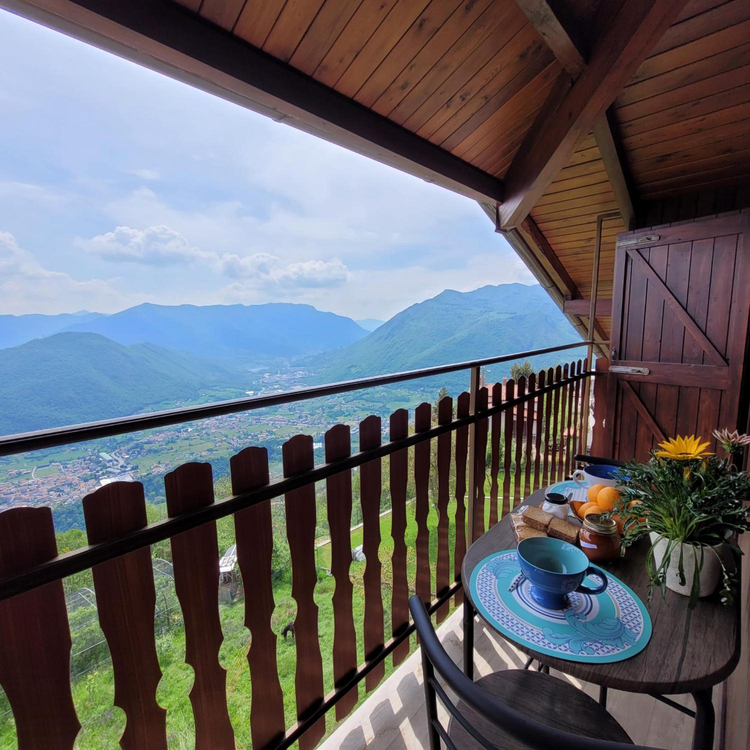 La Mansardina sul lago Mountain Lake Iseo Hospitality view 3