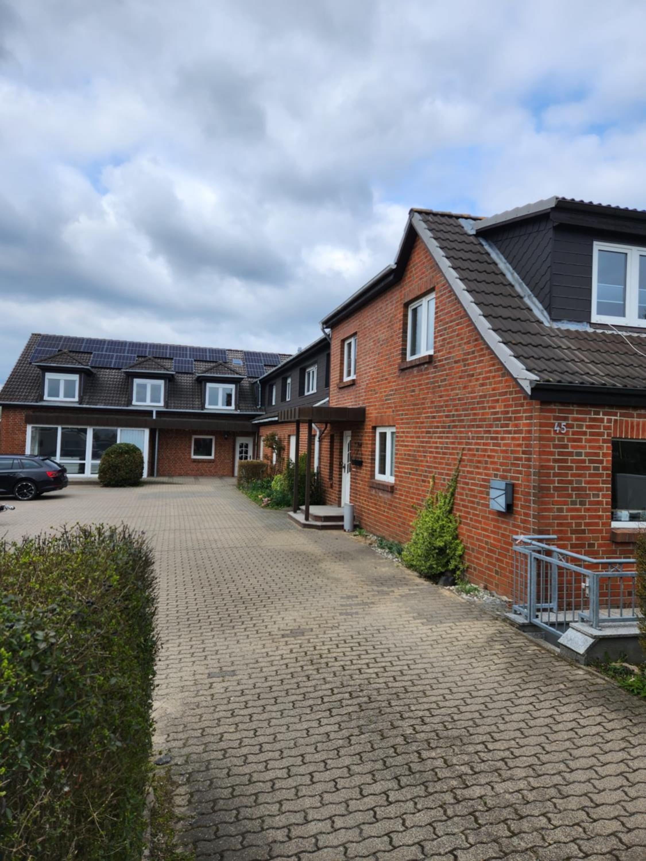 Neumuhler Hof- Ferienwohnung "Thomas" 3 Zimmer,3 Bader mit Dusche, kostenfreie Parkplatze vor dem Haus - Property Image 15