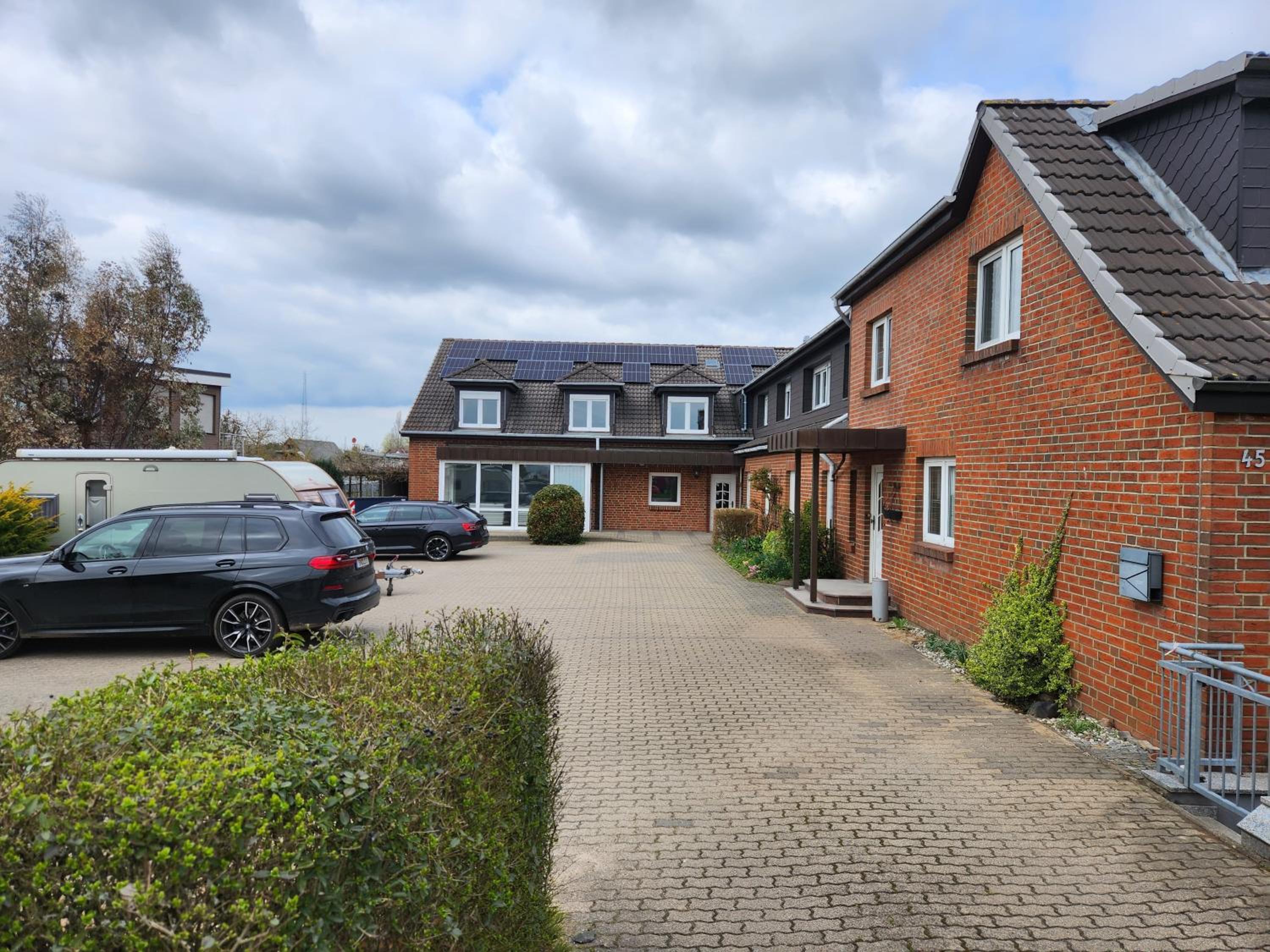 Neumuhler Hof- Ferienwohnung "Thomas" 3 Zimmer,3 Bader mit Dusche, kostenfreie Parkplatze vor dem Haus - Property Image 21