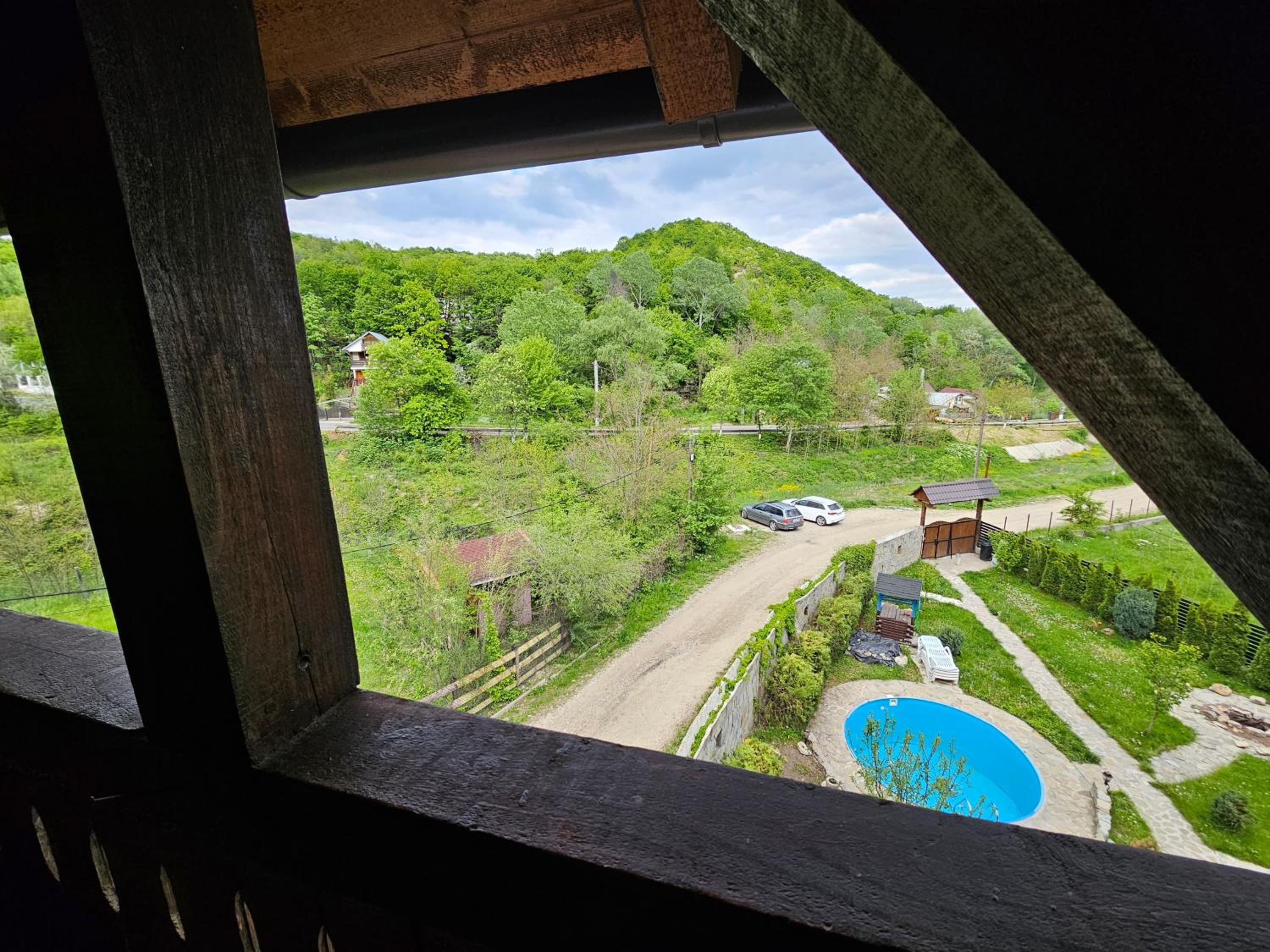 Casa cu Turn view 2