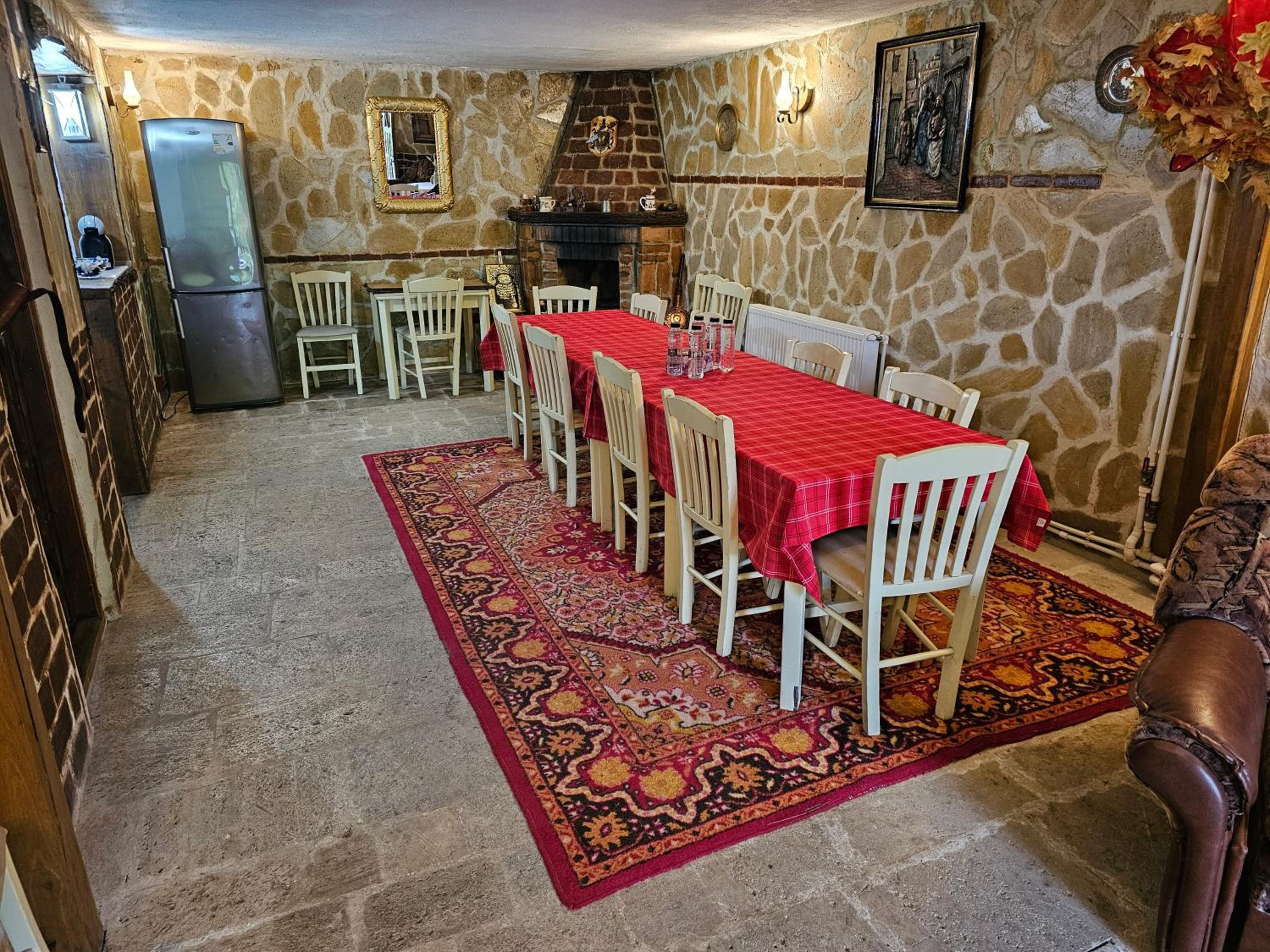 Photo 18