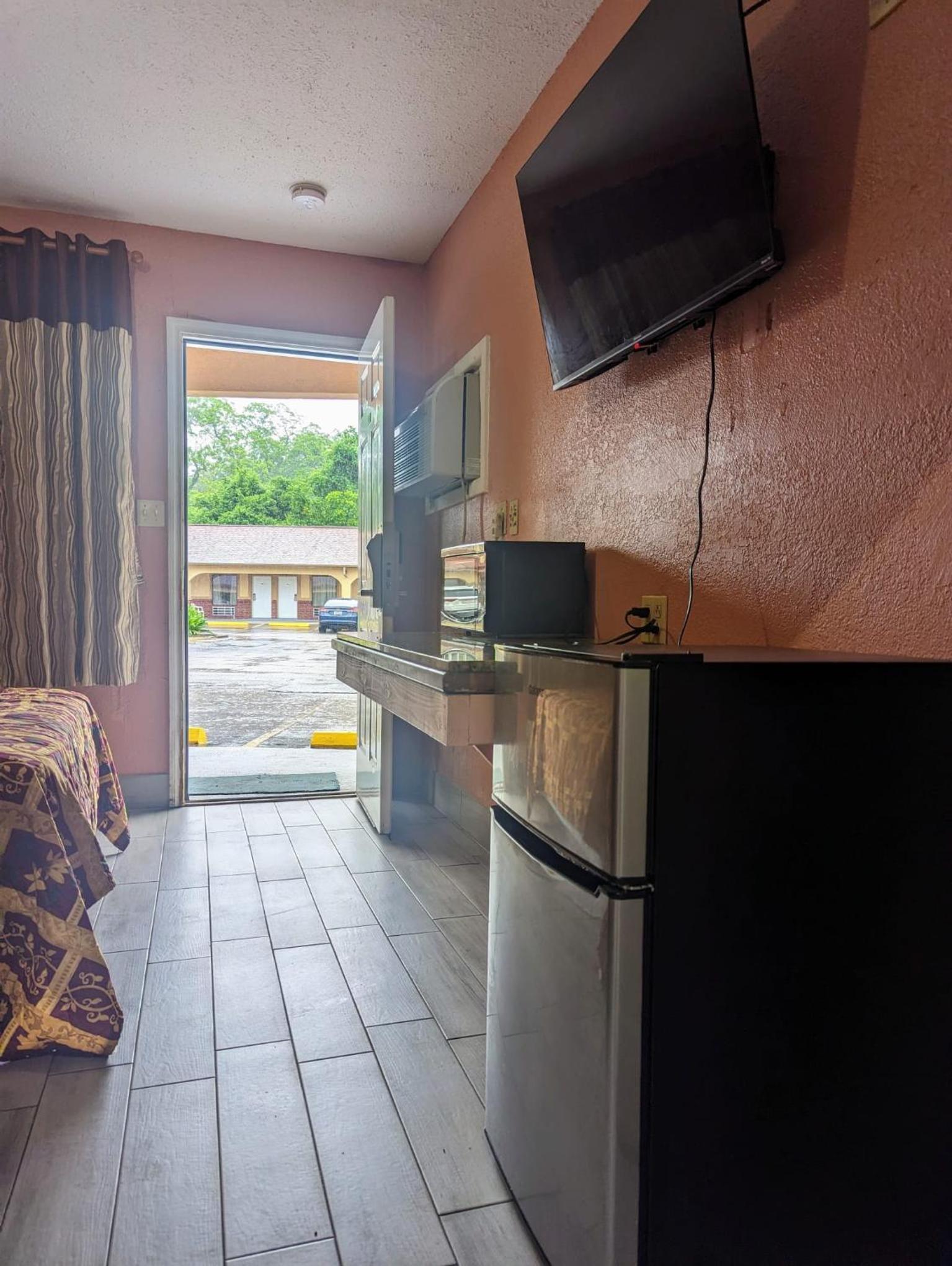 Residents Suites Liberty
