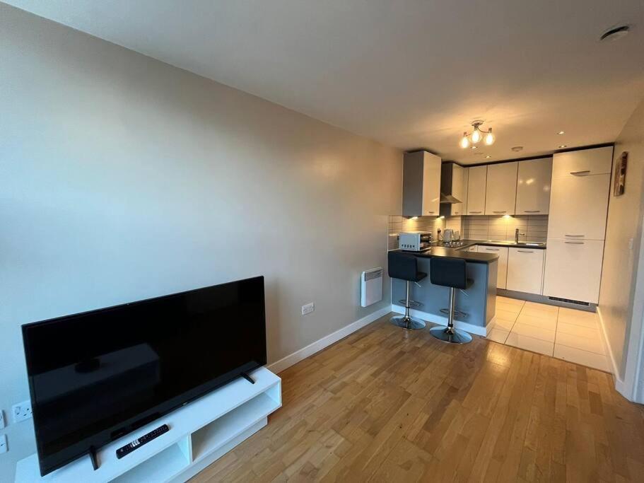 MC Apartment - Central "Free Parking" view 3