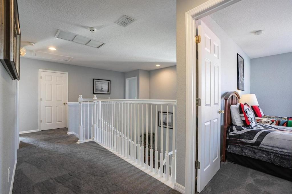 Lazy Breeze Villa- Poolspa, Gameroom, Near Disney