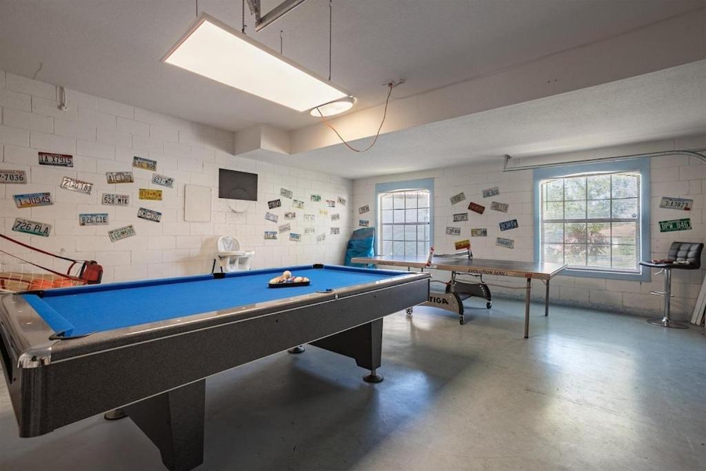Lazy Breeze Villa- Poolspa, Gameroom, Near Disney