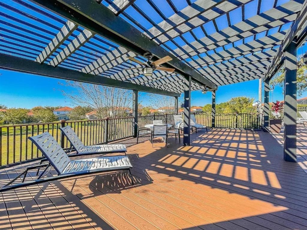 Lazy Breeze Villa- Poolspa, Gameroom, Near Disney