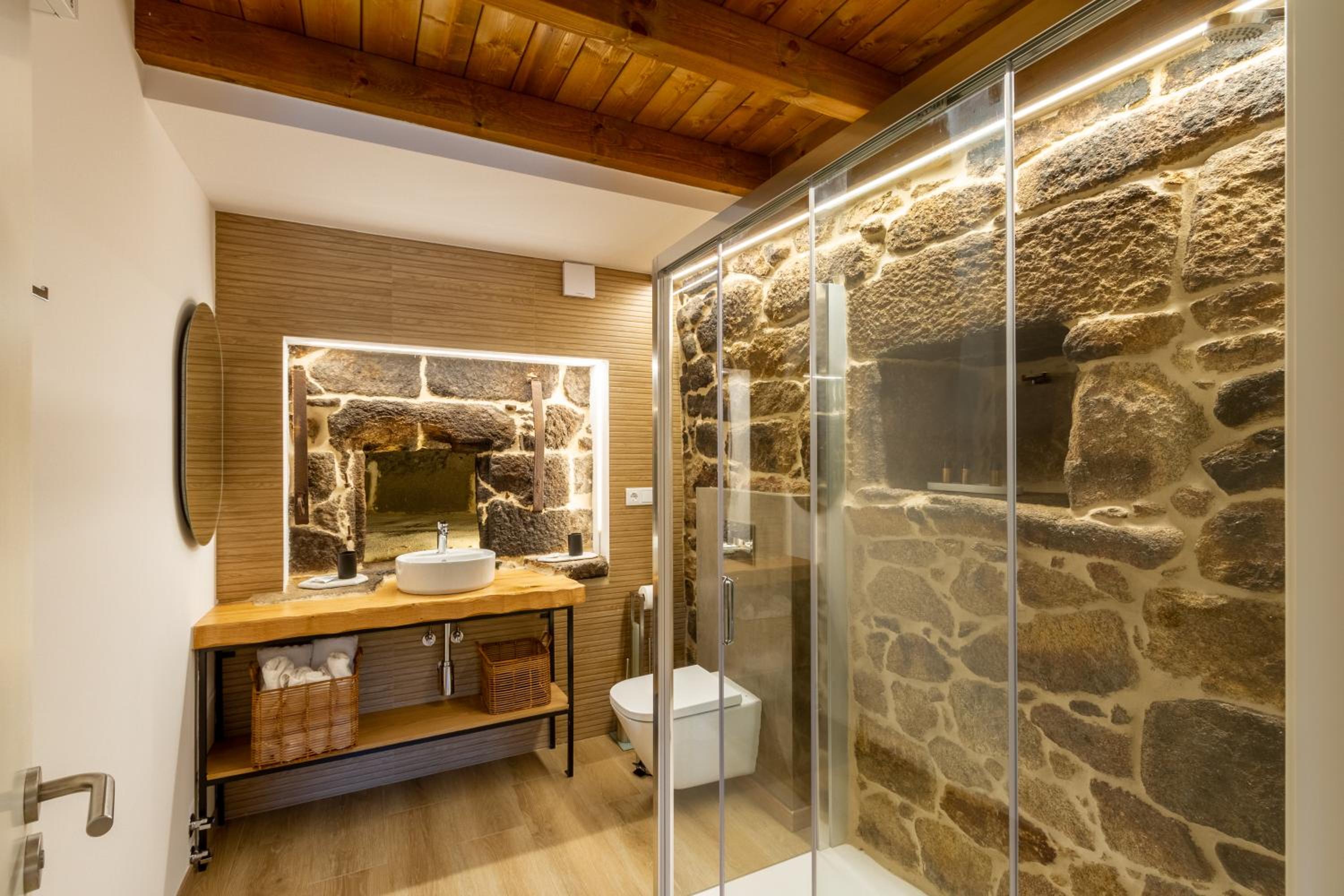 Alojamiento Turístico Caxide Parada de Sil Ribeira Sacra