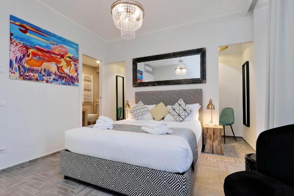 Della Croce Rooms