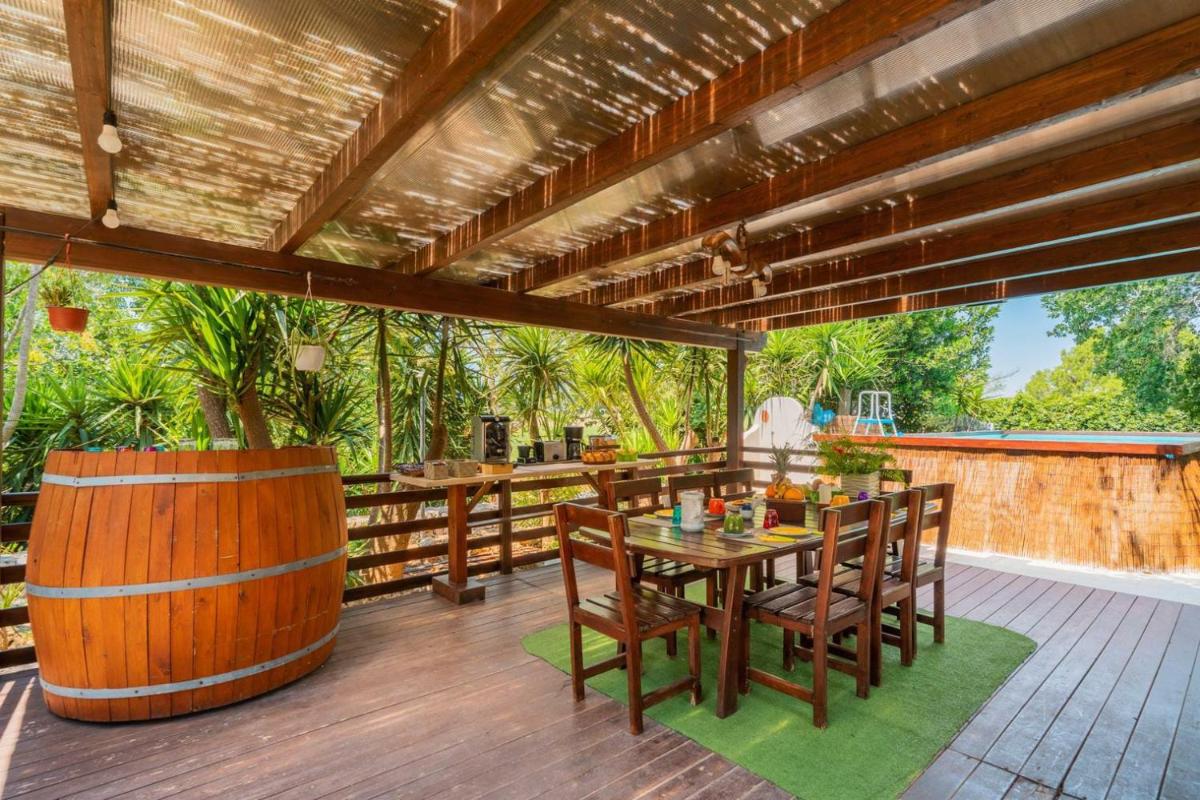 outdoor BBQ area