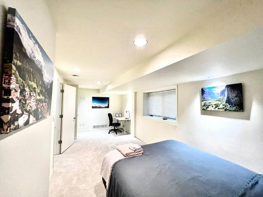 Very Spacious and Bright Home 15mins From Downtown - Property Image 36