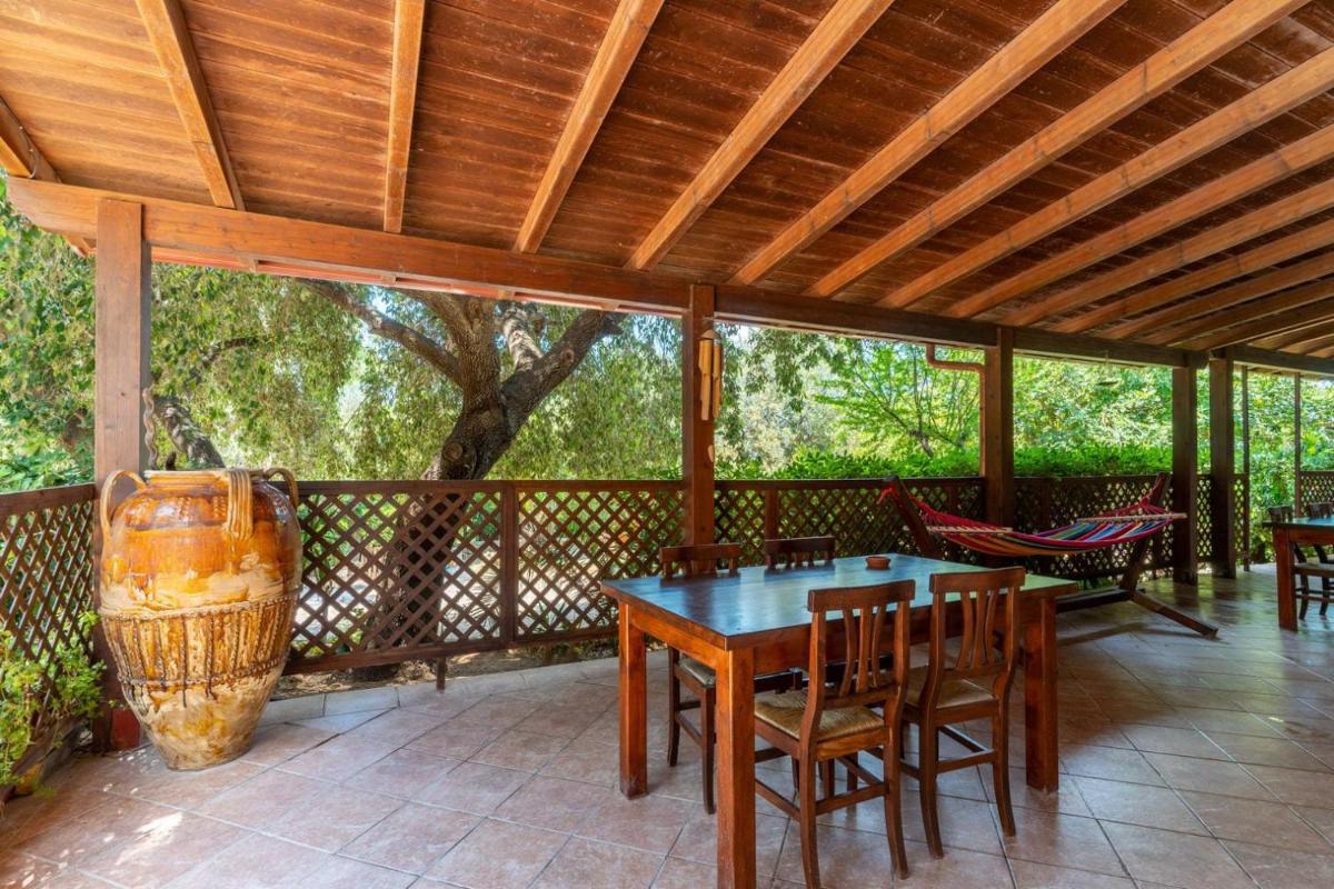 outdoor BBQ area