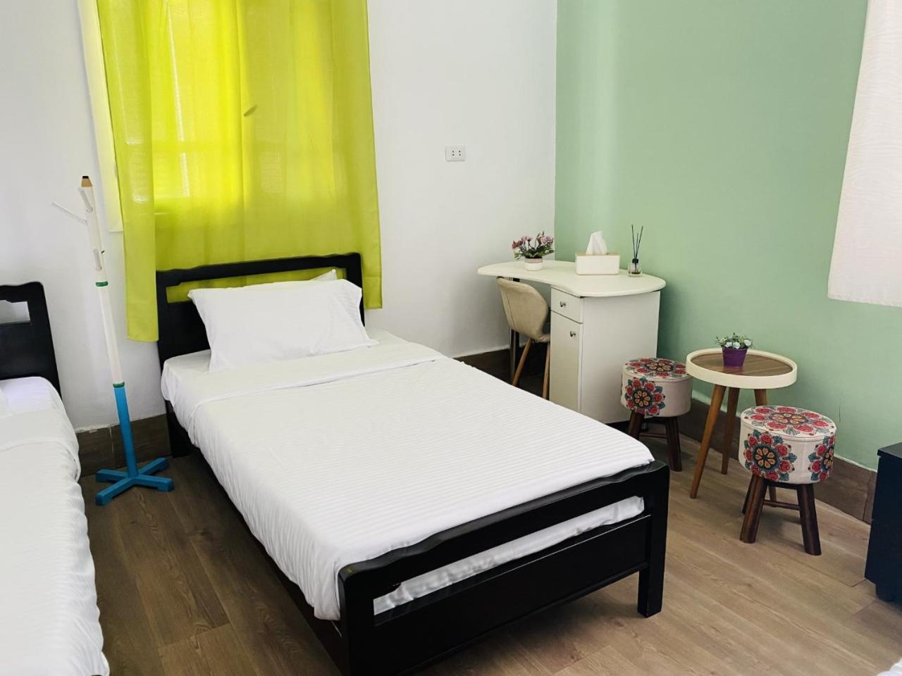 City Hostel Dormitory